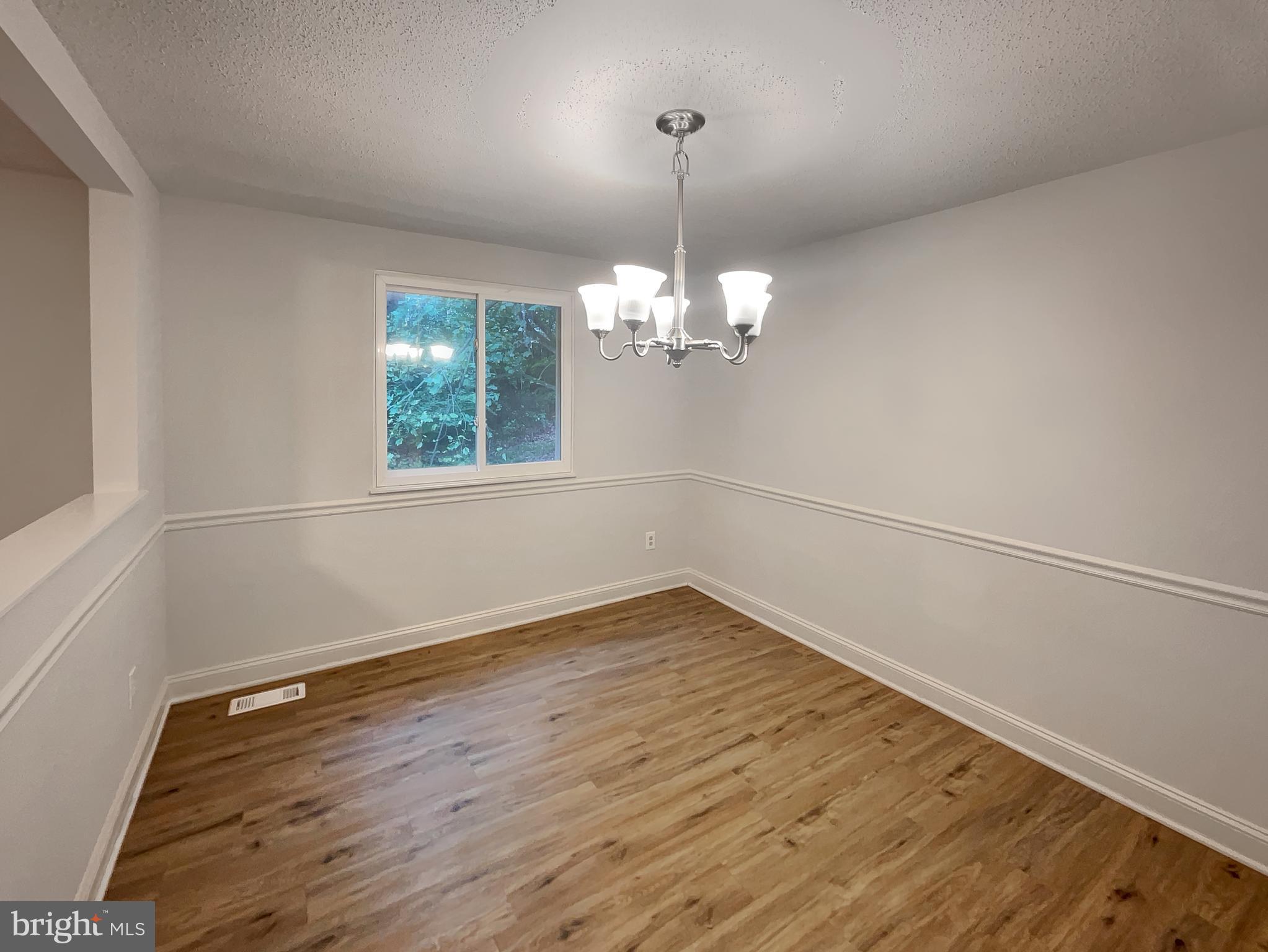 8160 CURVING CREEK COURT