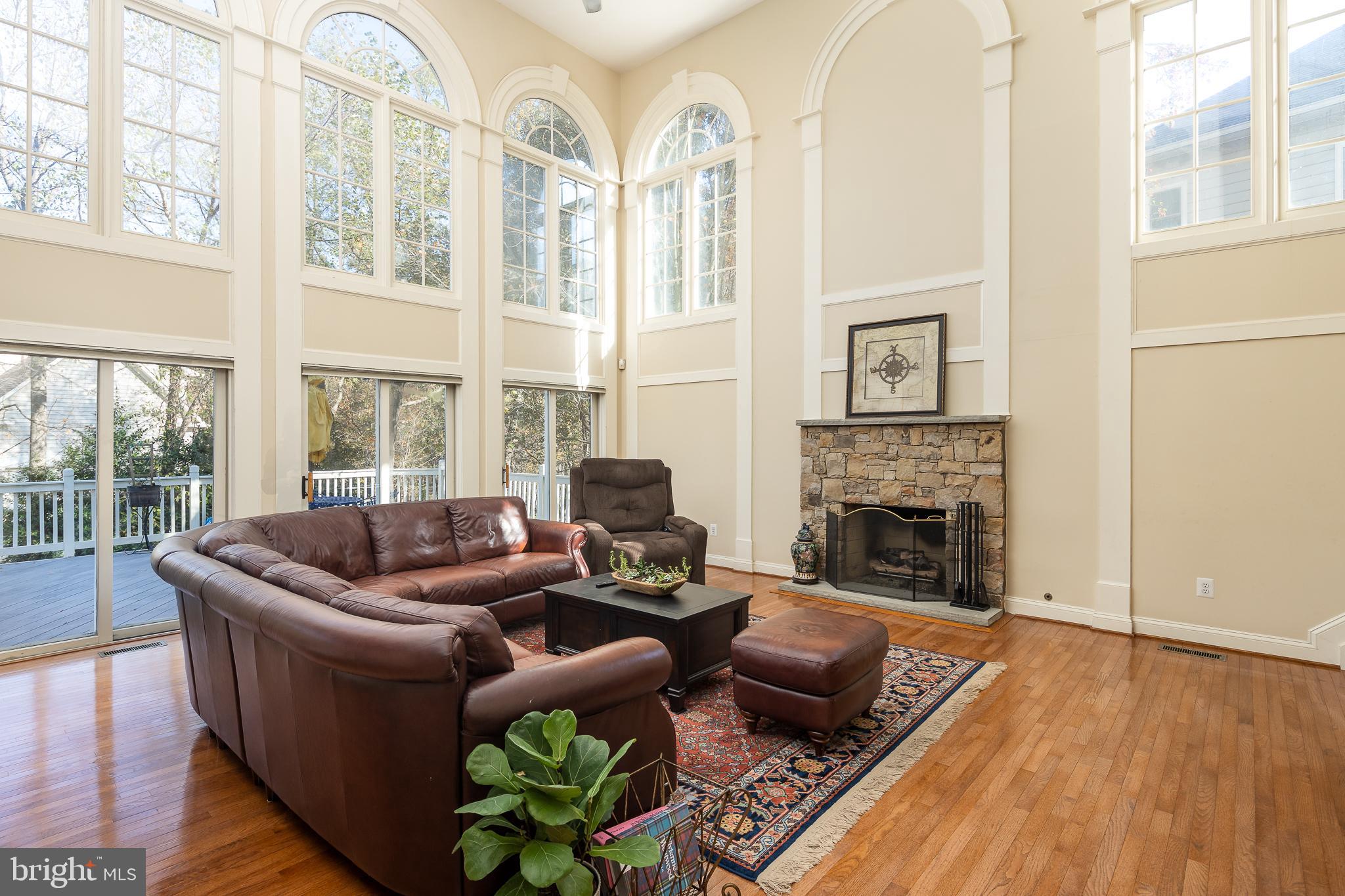 12012 CREEKBEND DRIVE
