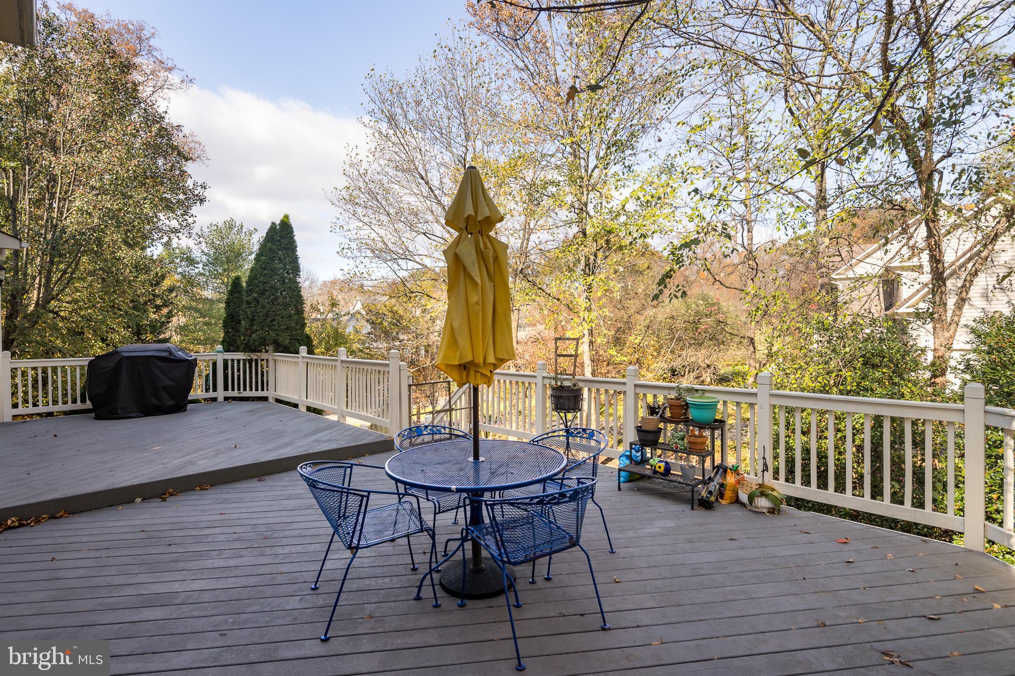 12012 CREEKBEND DRIVE