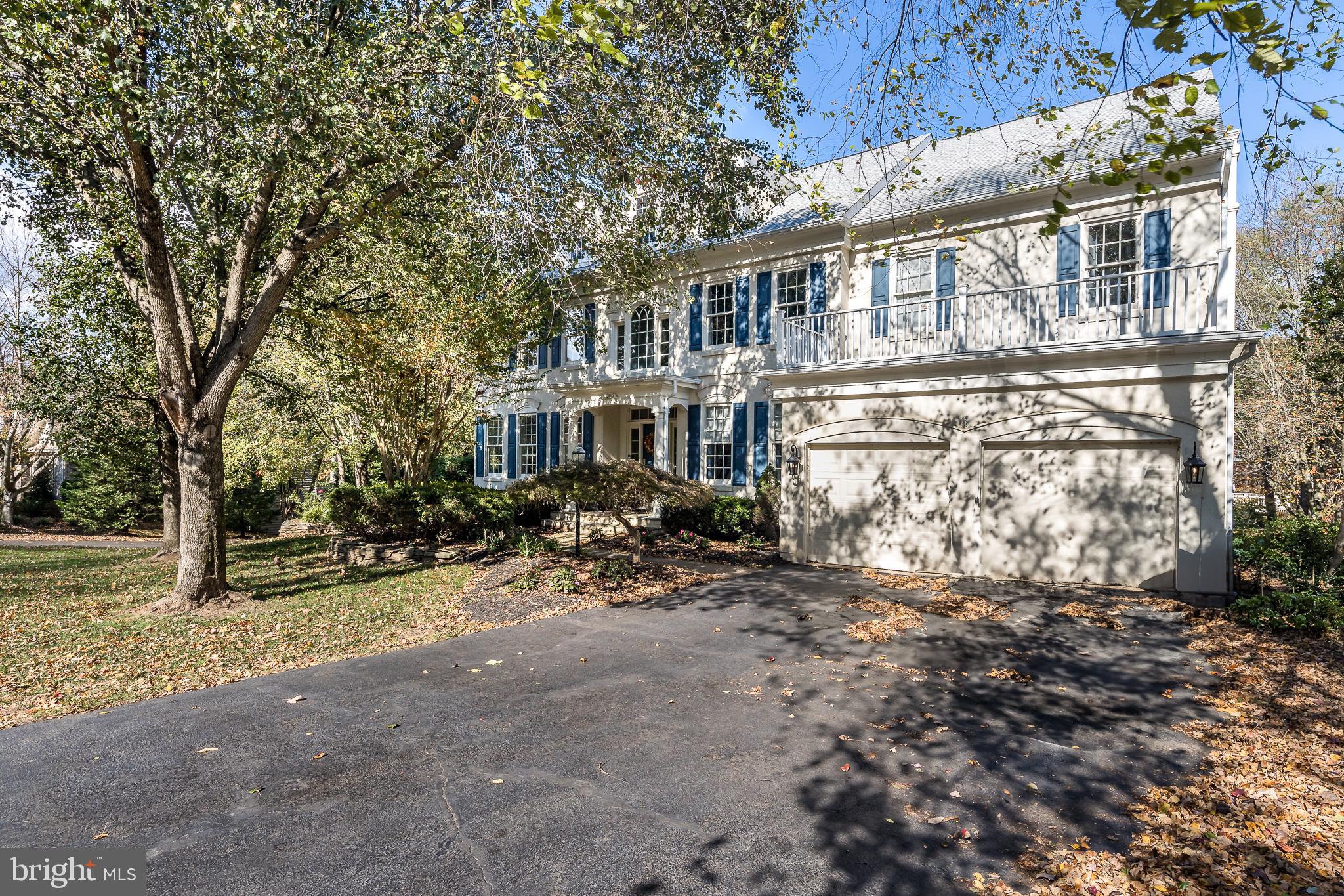 12012 CREEKBEND DRIVE