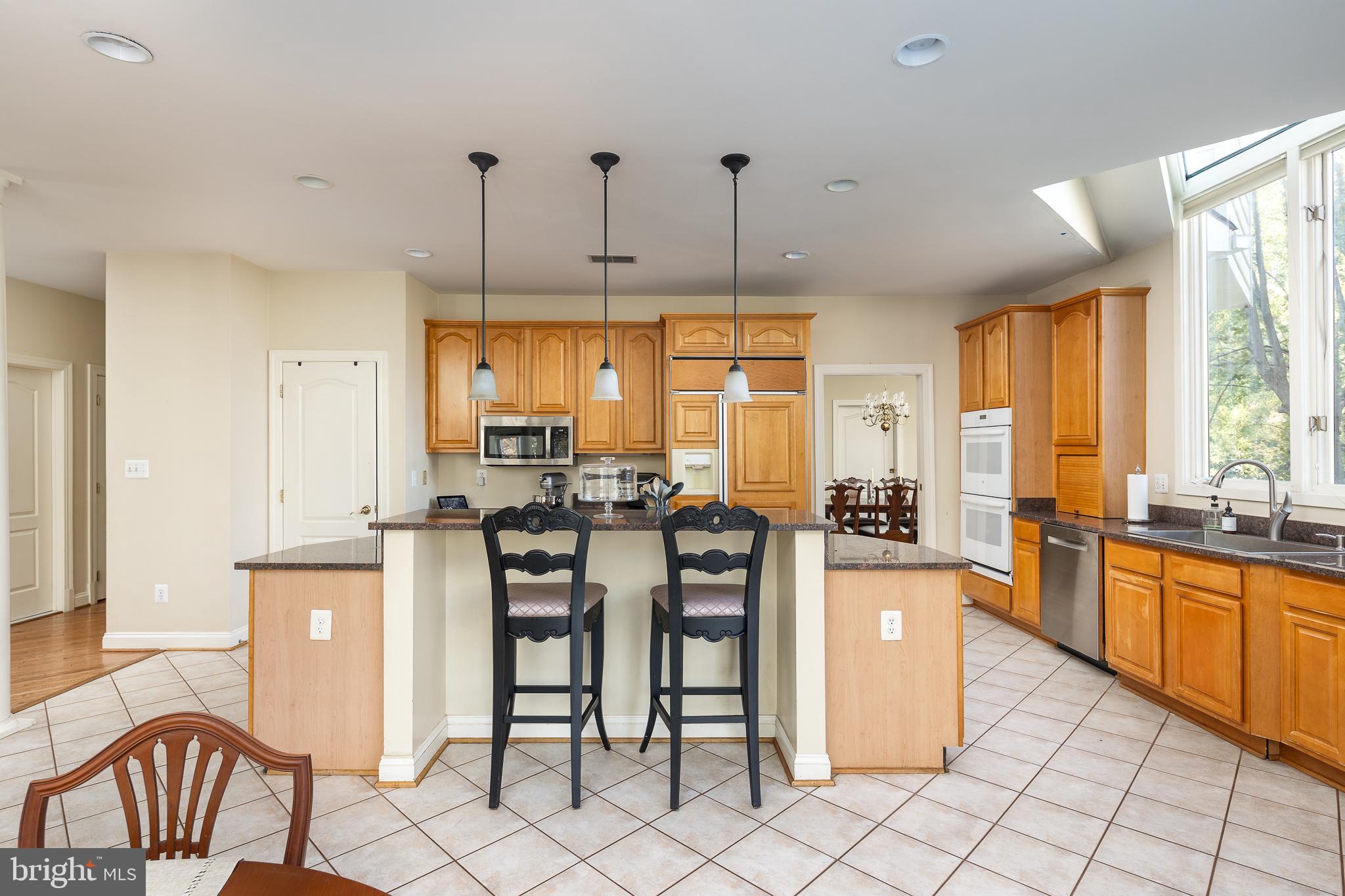 12012 CREEKBEND DRIVE