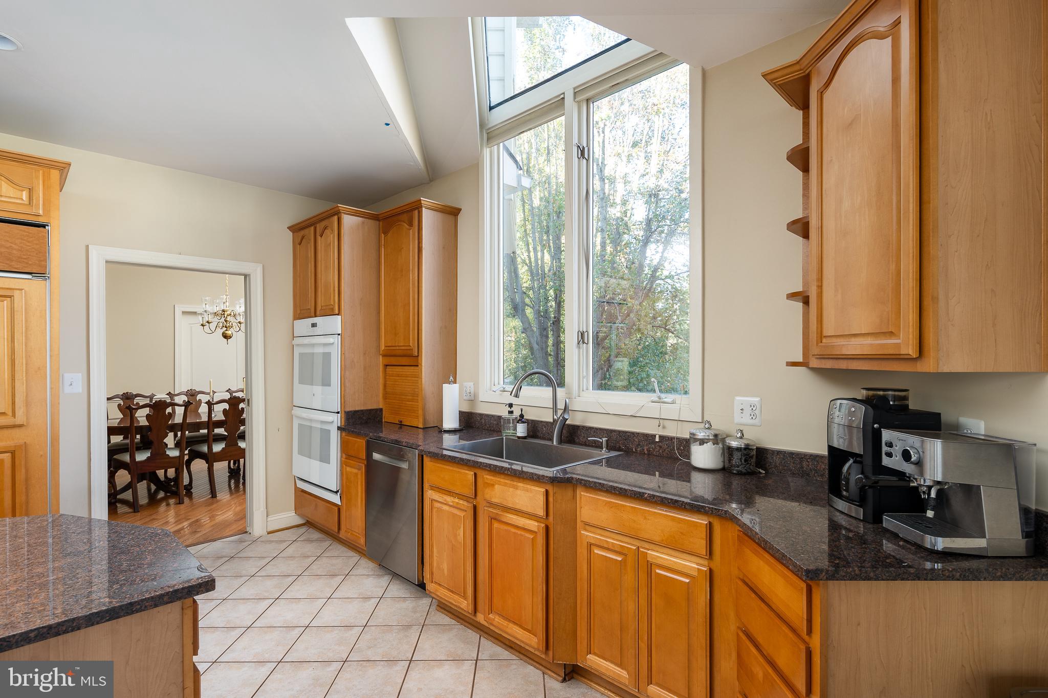 12012 CREEKBEND DRIVE