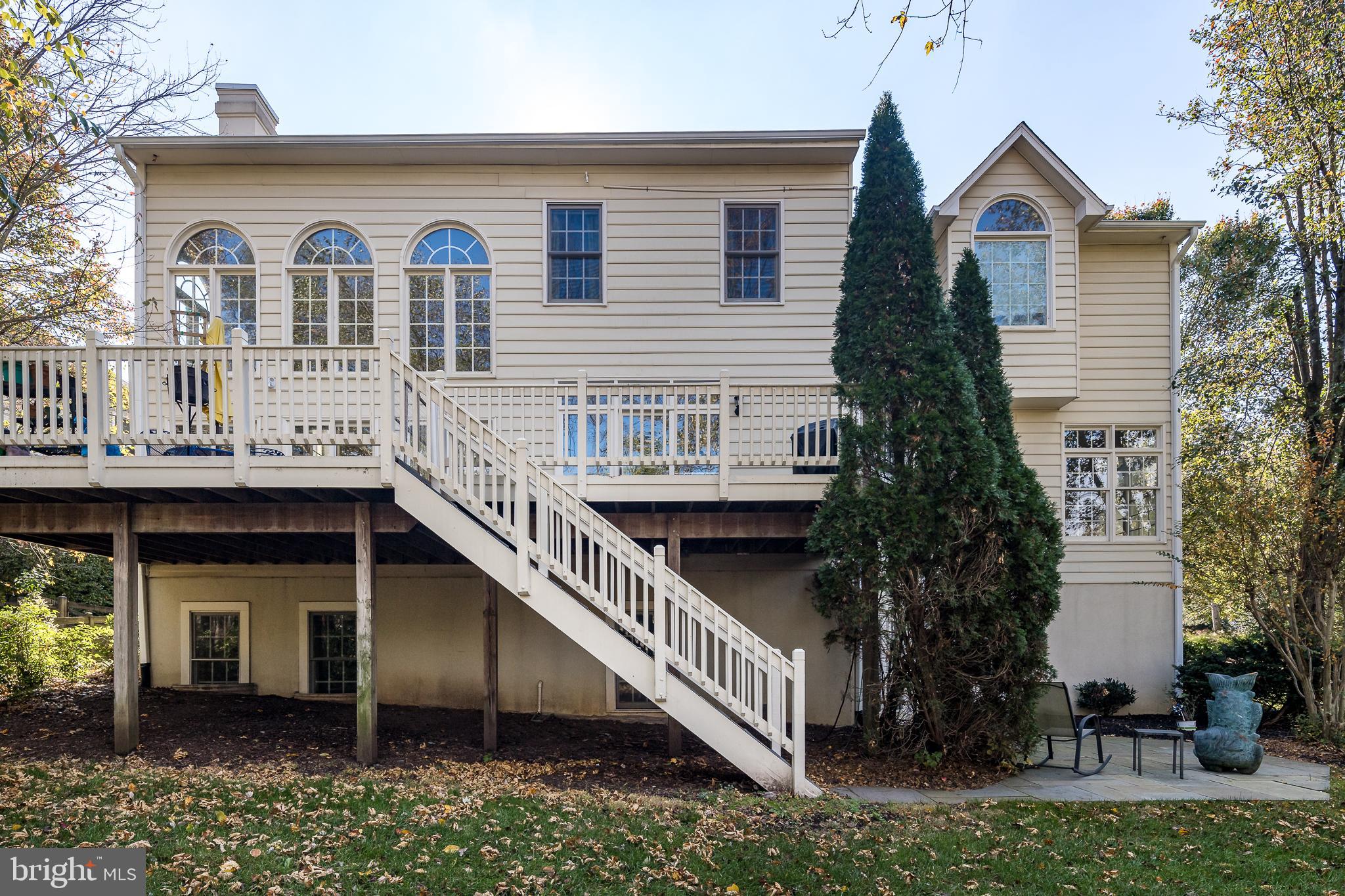 12012 CREEKBEND DRIVE