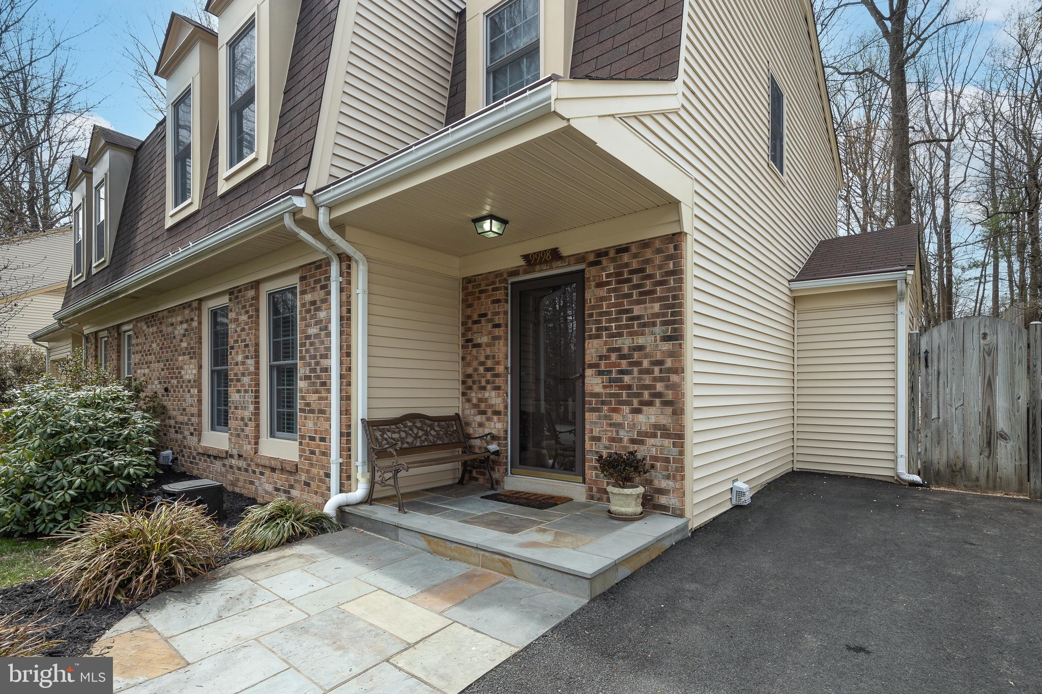 9998 HEMLOCK WOODS LANE