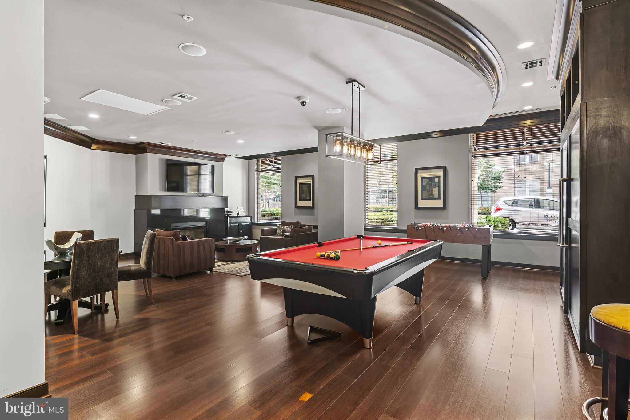 12000 MARKET STREET T90