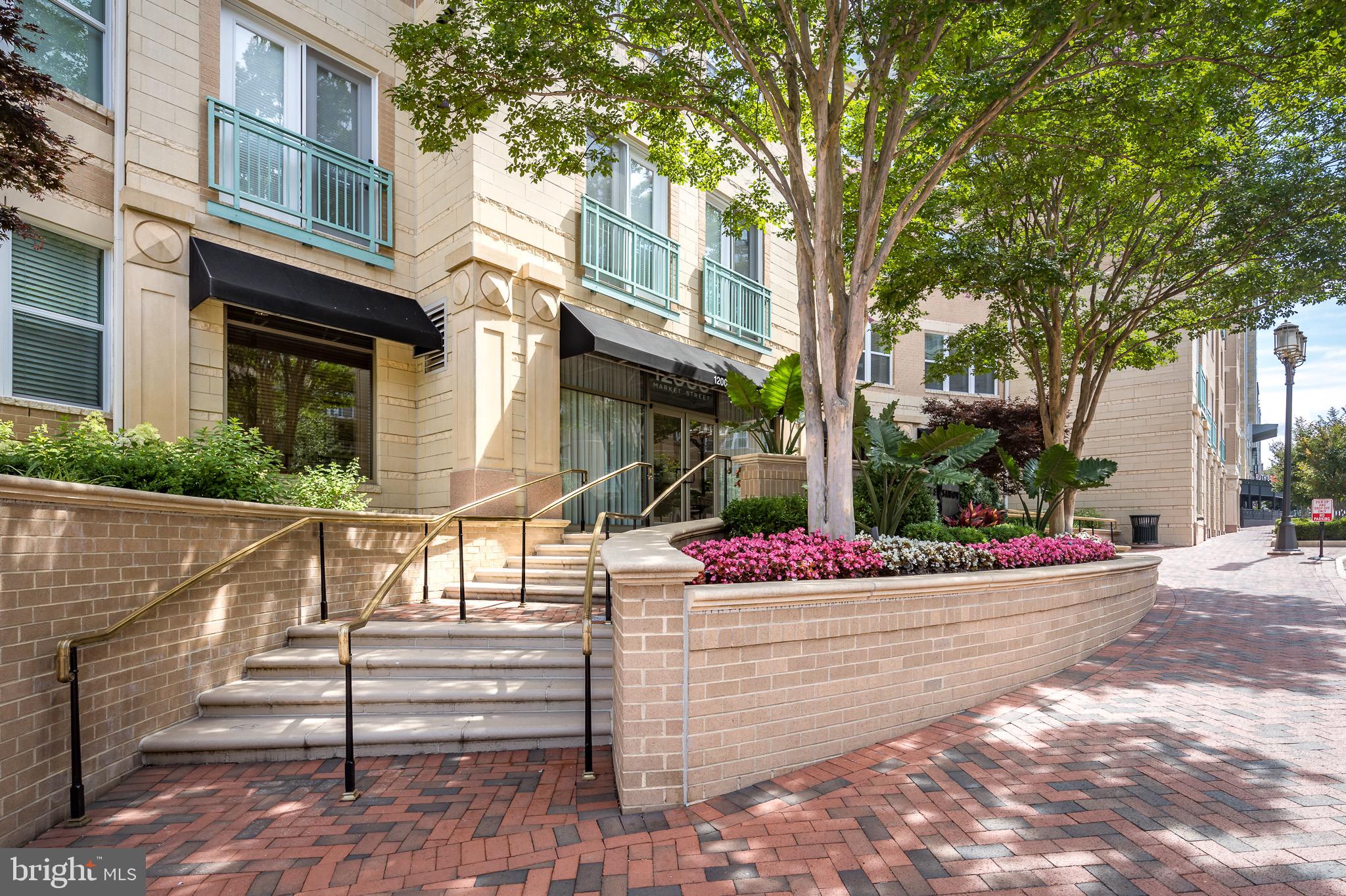 12000 MARKET STREET T90