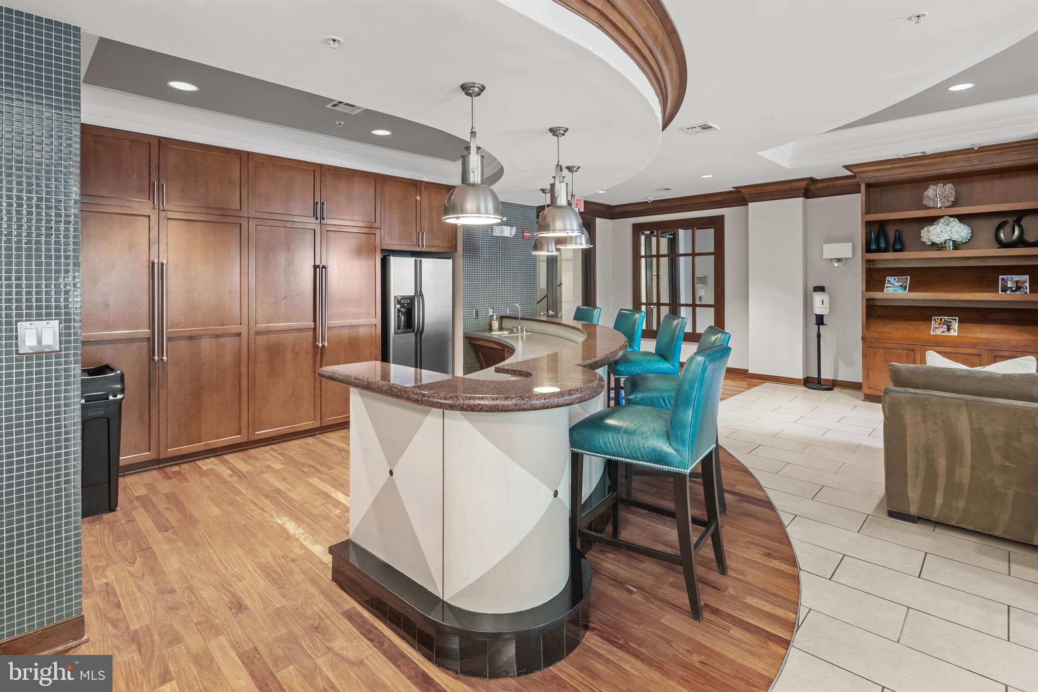 12000 MARKET STREET T90