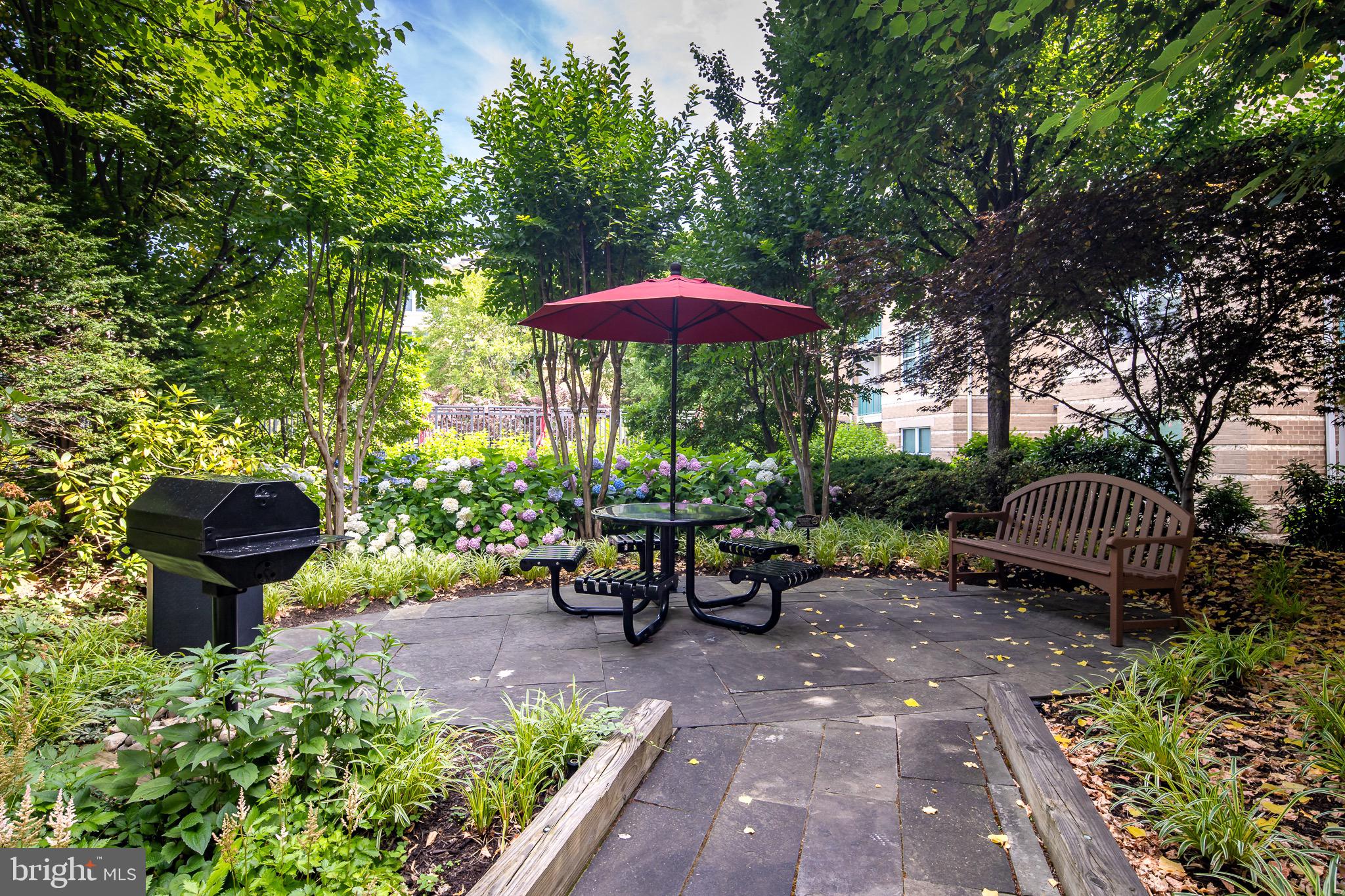 12000 MARKET STREET T90