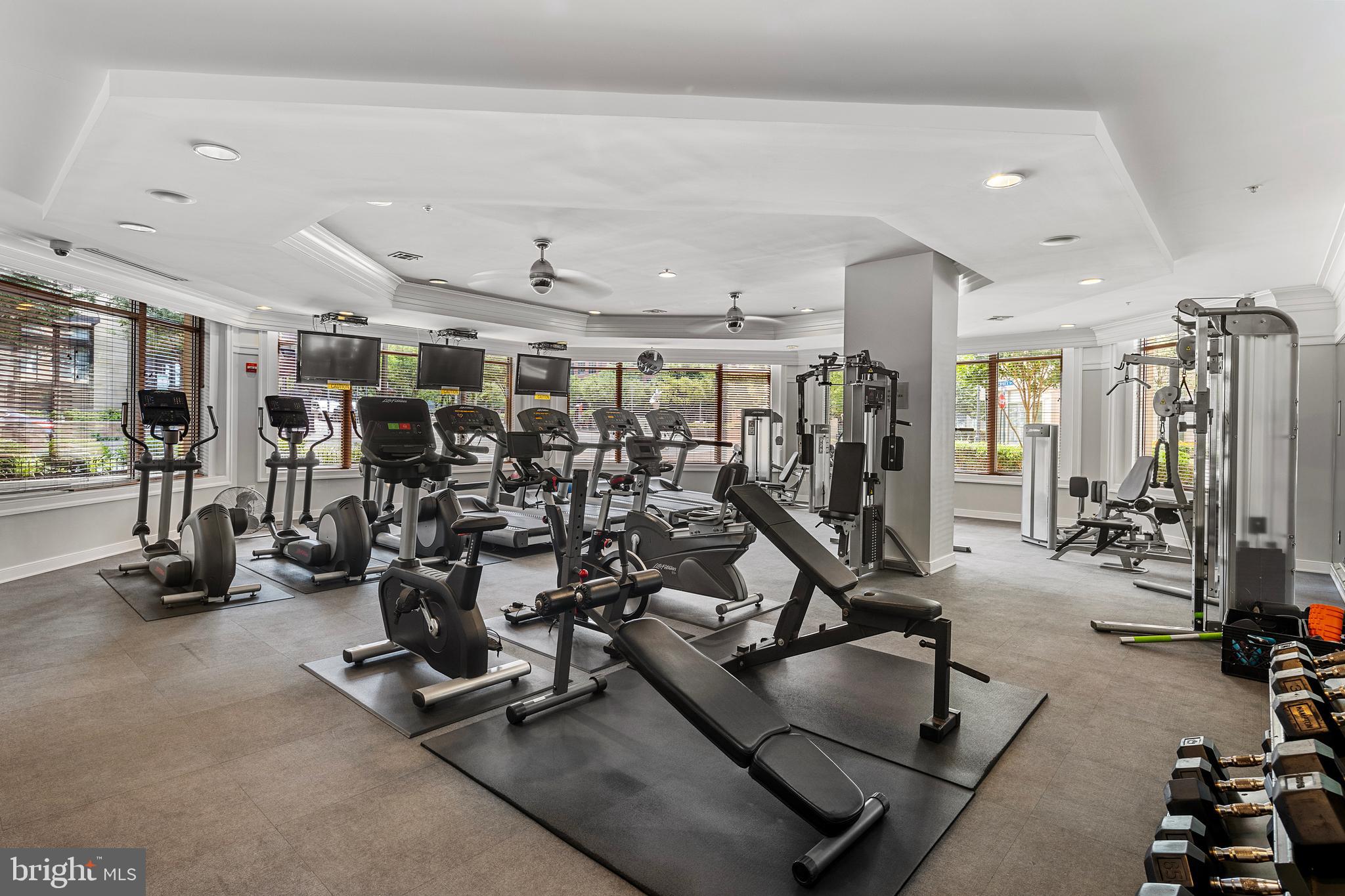 12000 MARKET STREET T90