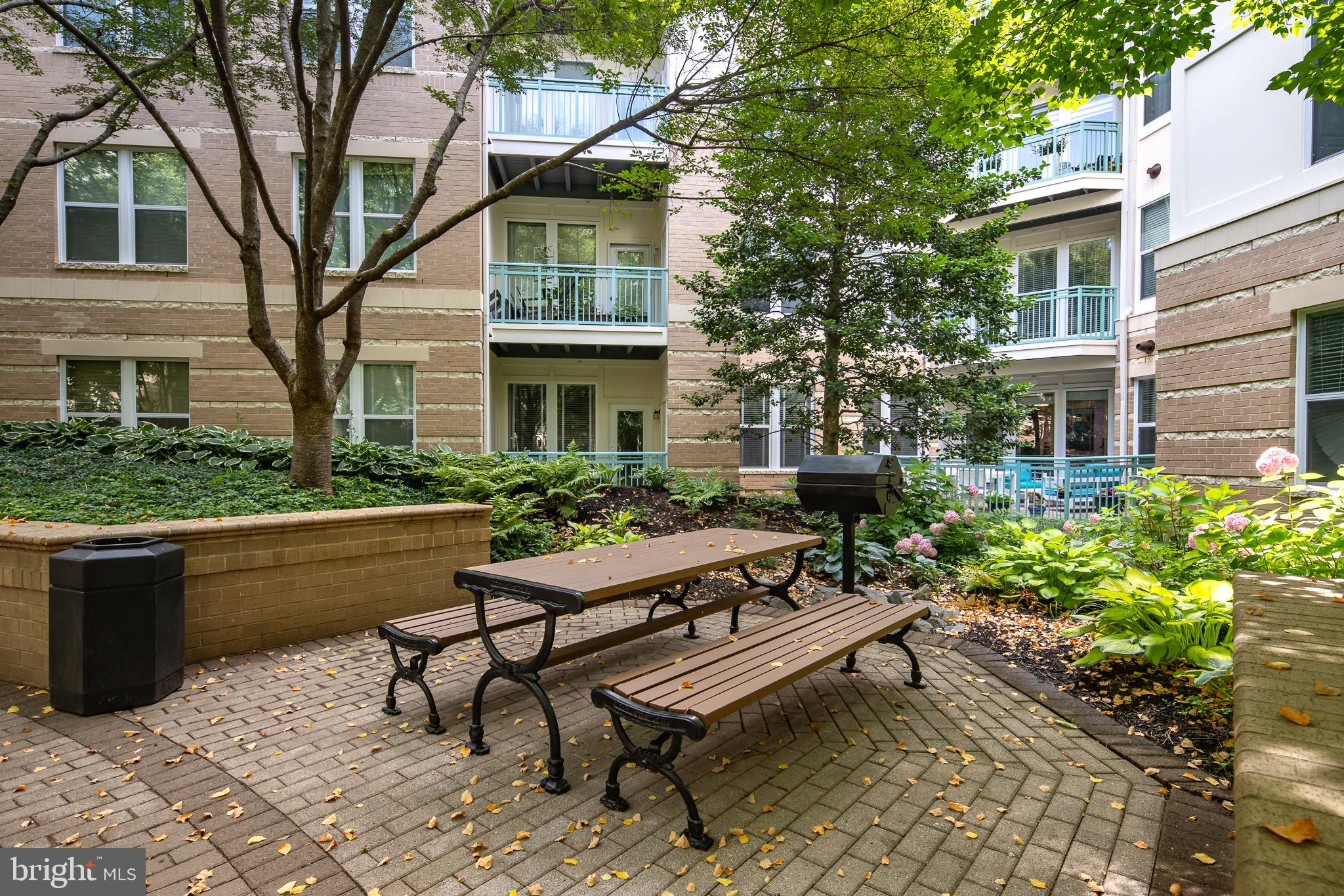 12000 MARKET STREET T90