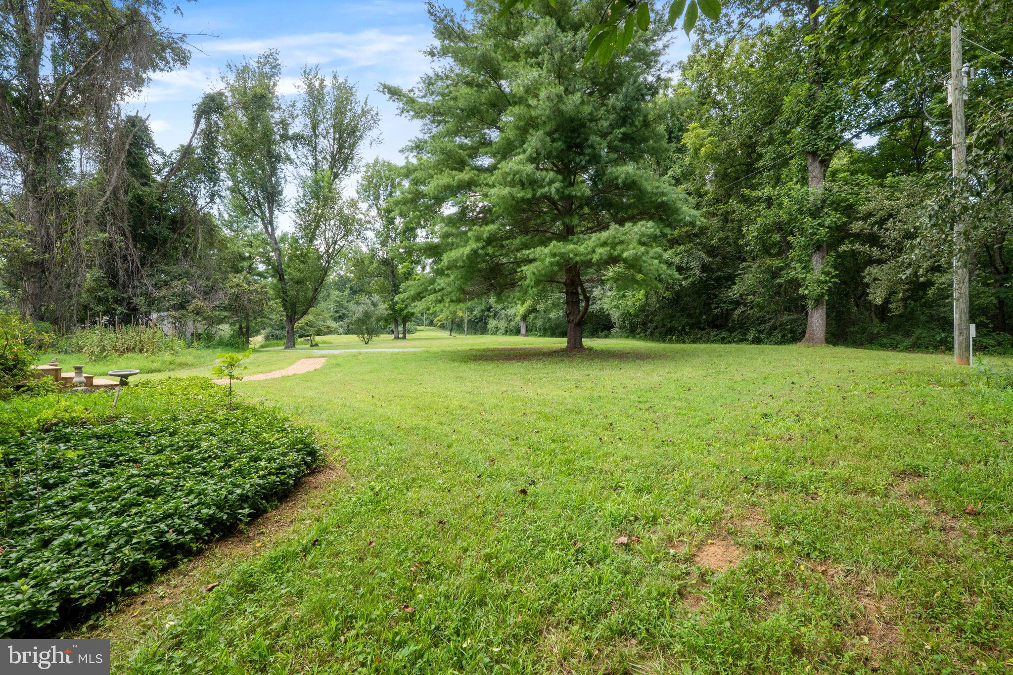 21087 GOLDFINCH LANE