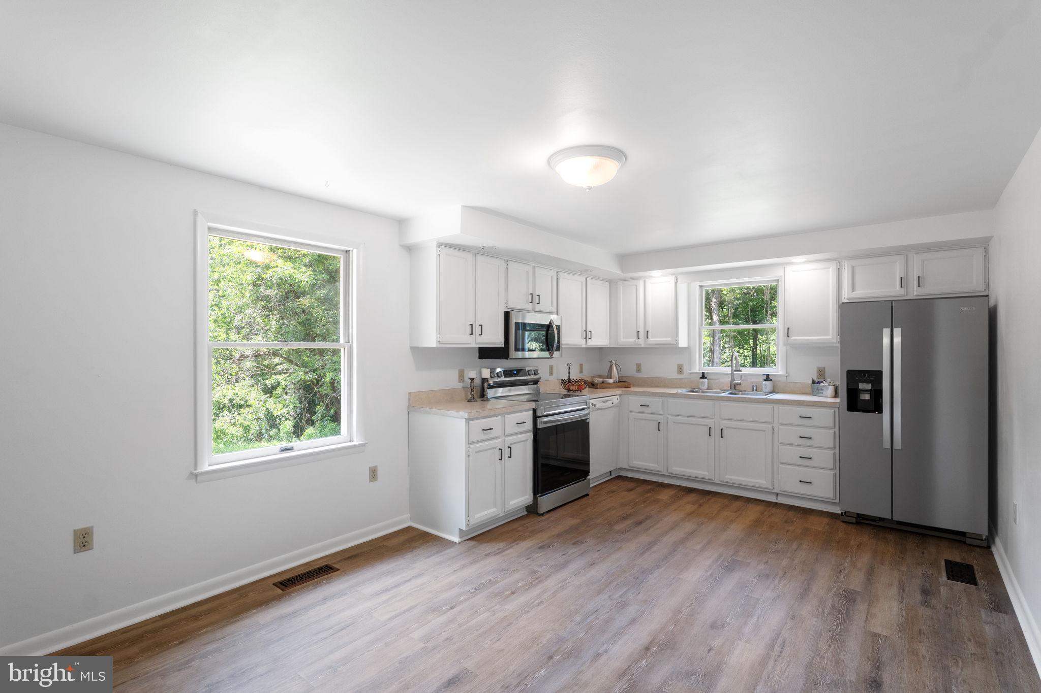 21087 GOLDFINCH LANE