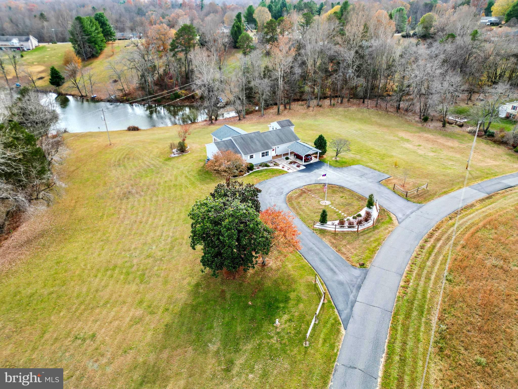 65 CHESTNUT RAIL LANE