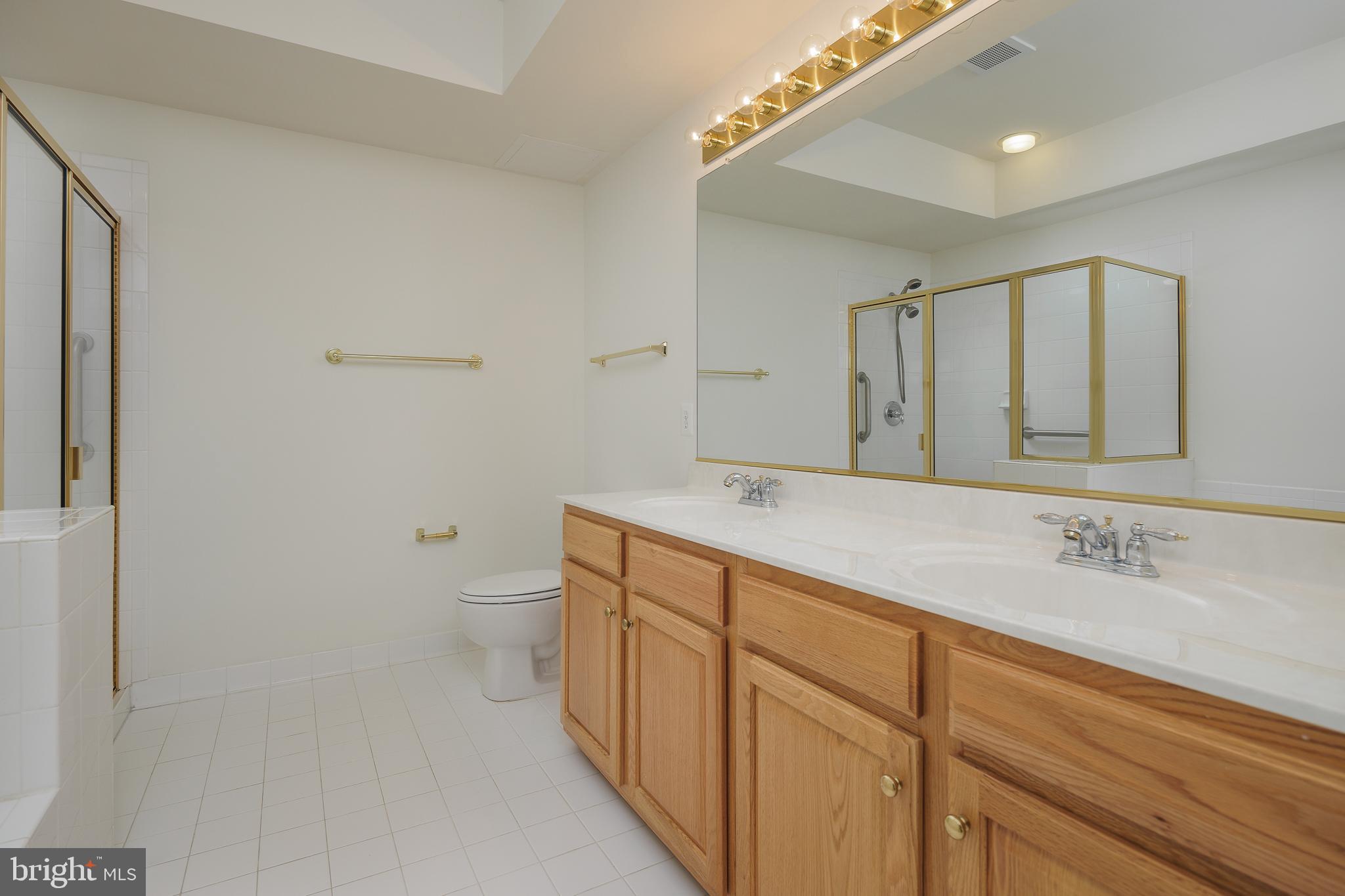 8600 LIBERTY TRAIL 206