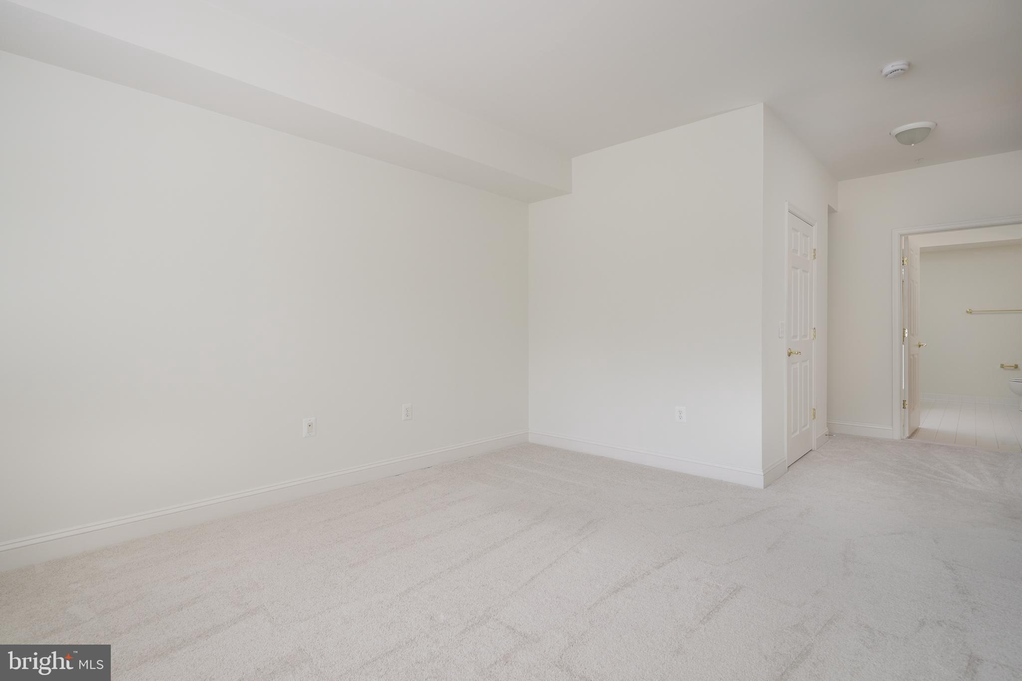 8600 LIBERTY TRAIL 206