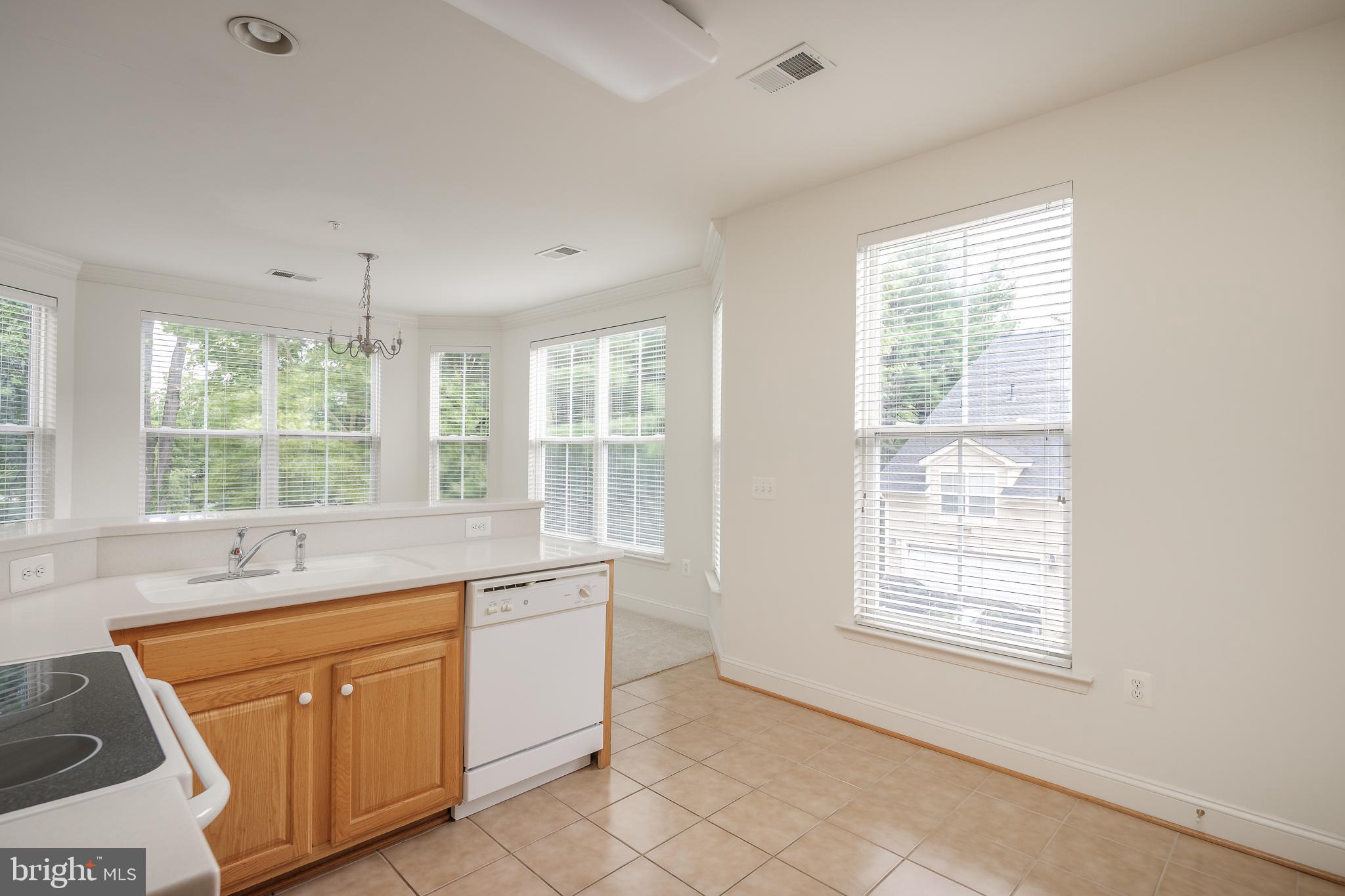 8600 LIBERTY TRAIL 206
