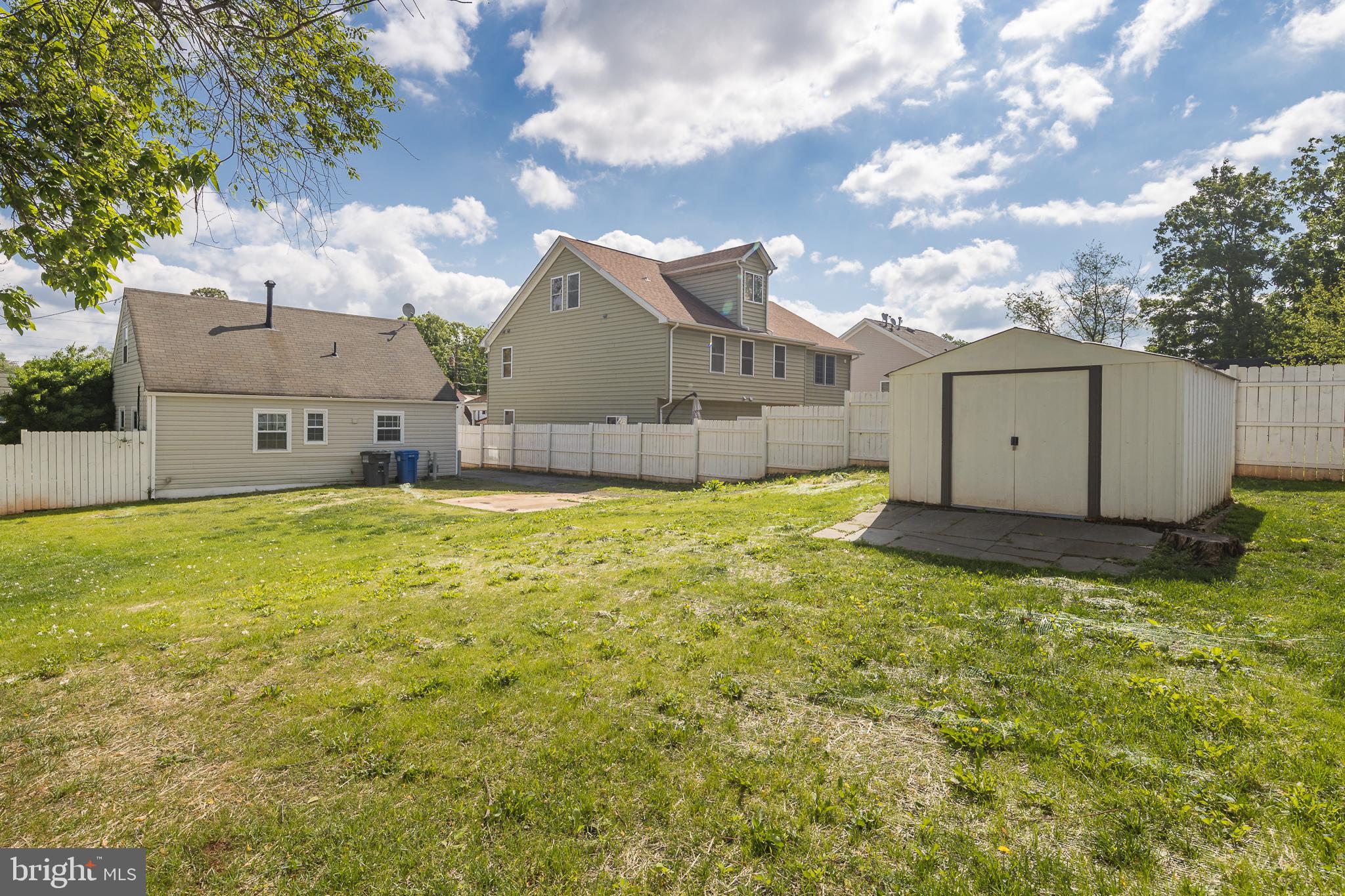 285 MANASSAS DRIVE