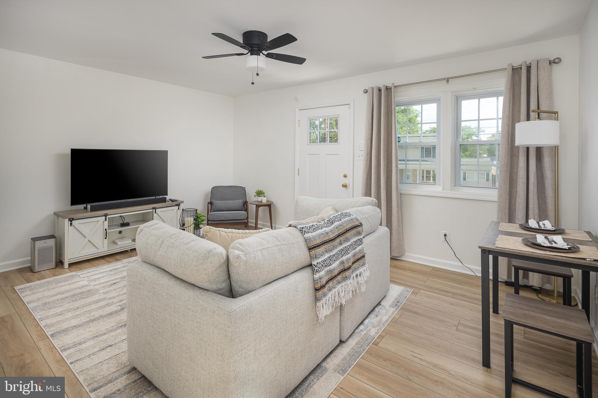 285 MANASSAS DRIVE