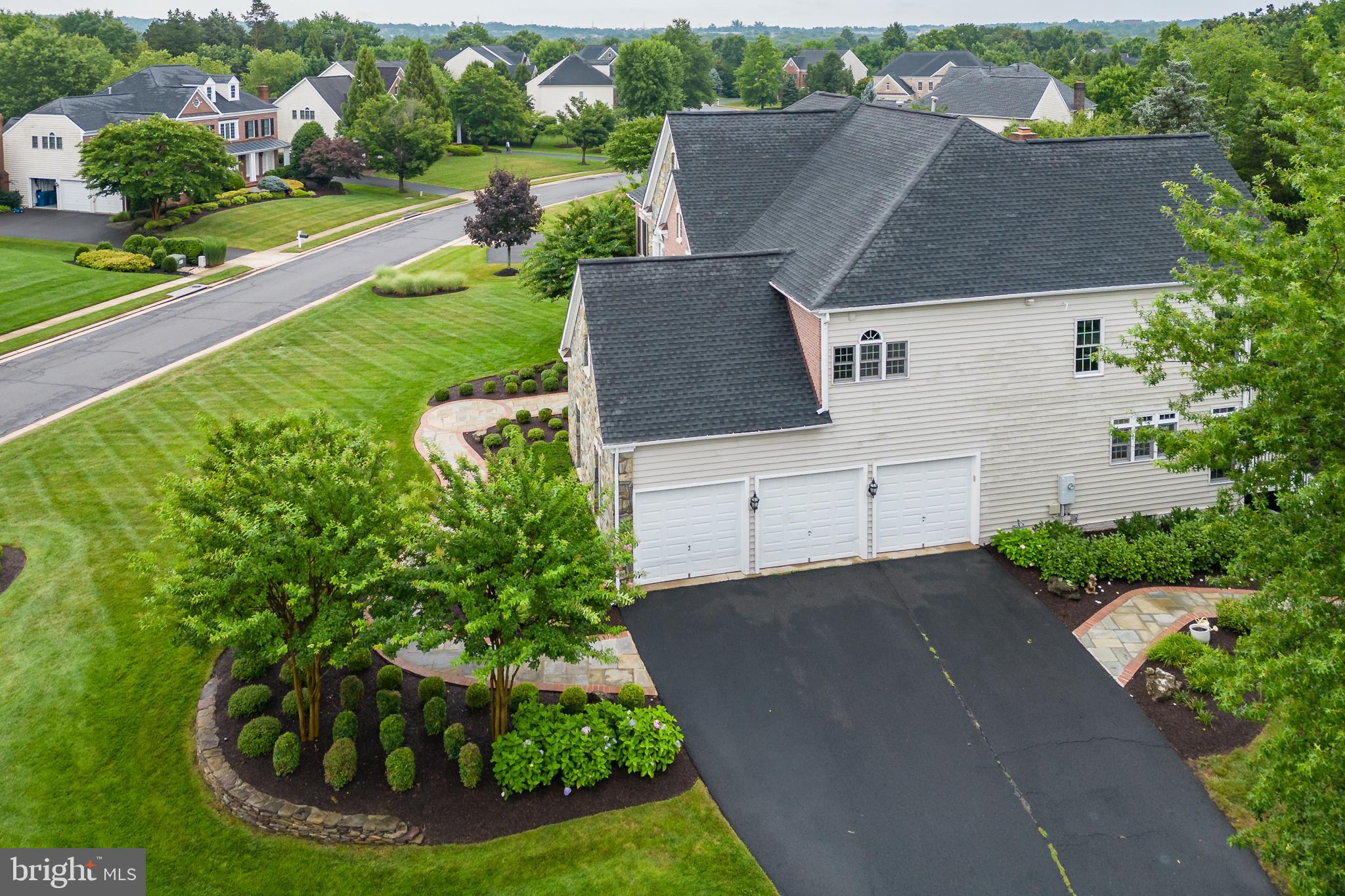 14151 HARCLIEF COURT