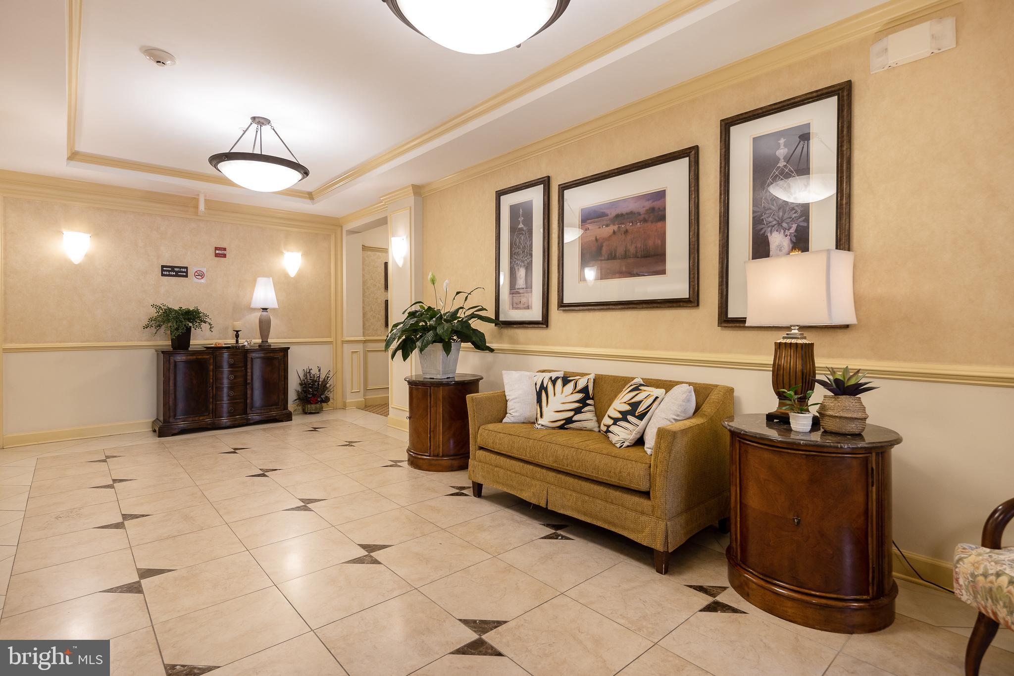 15231 ROYAL CREST DRIVE 307