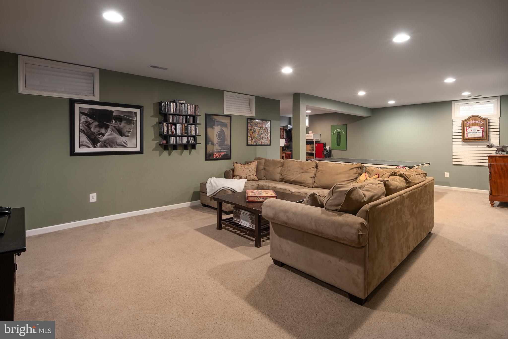 6805 MANDALAY COURT