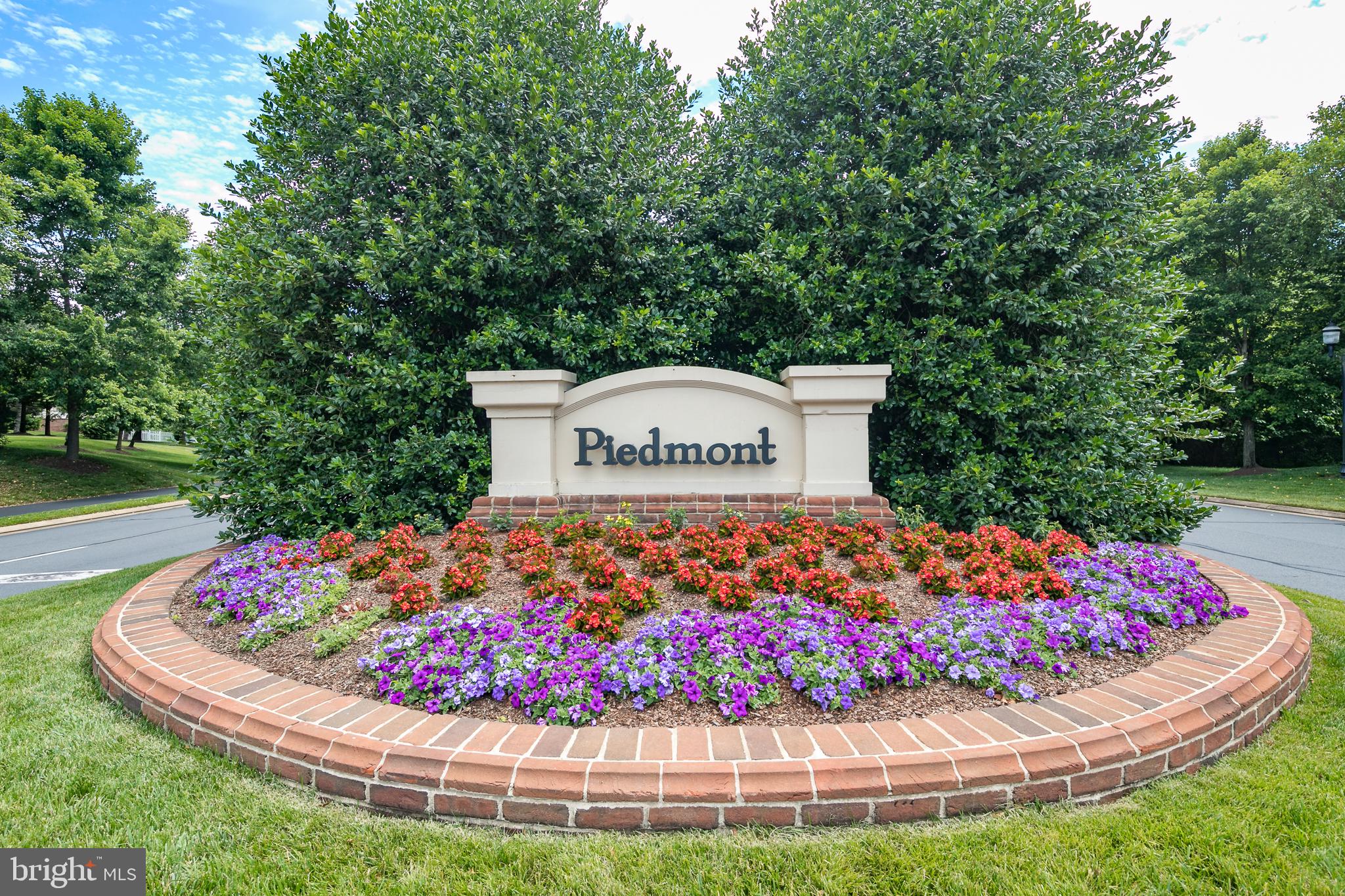 13004 HYLAMORE COURT