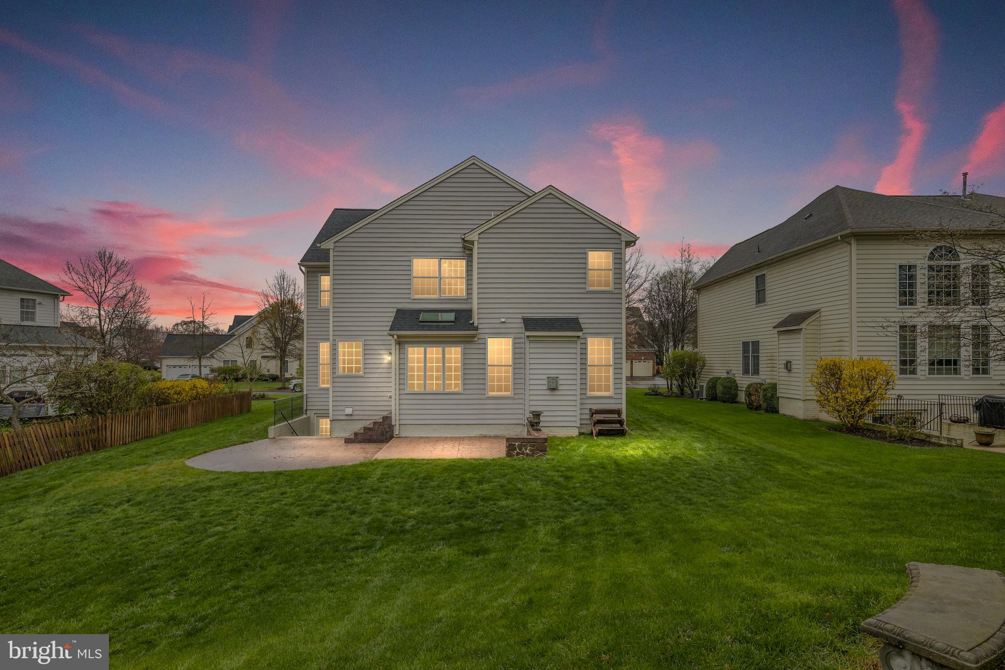 5506 HILLSMAN FARM LANE