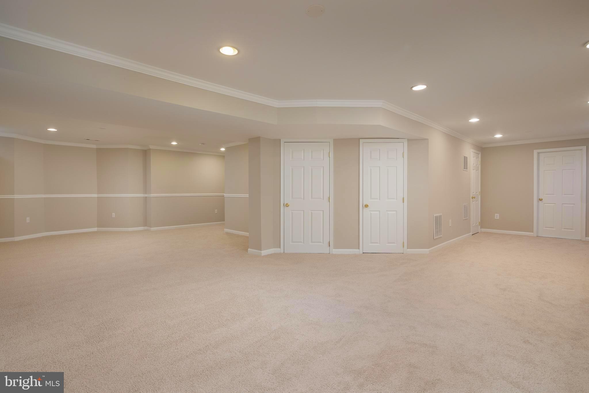5506 HILLSMAN FARM LANE