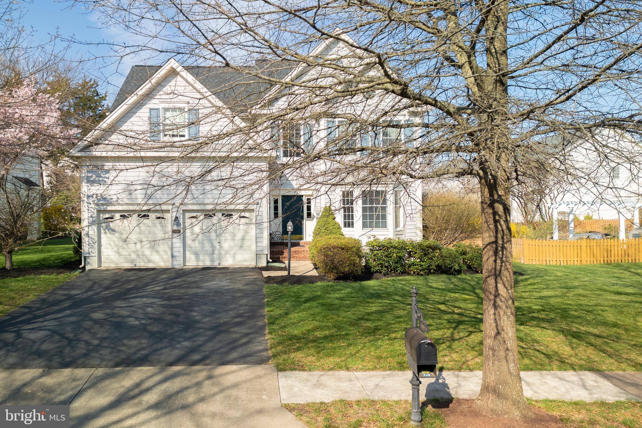 5506 HILLSMAN FARM LANE