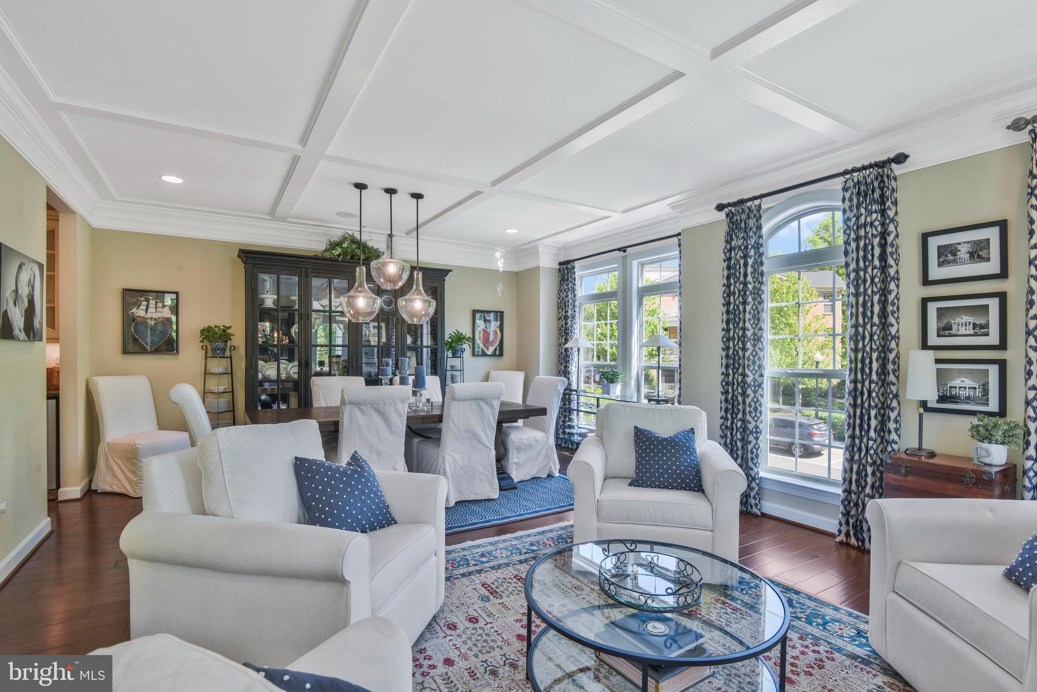8024 TURTLE CREEK CIRCLE