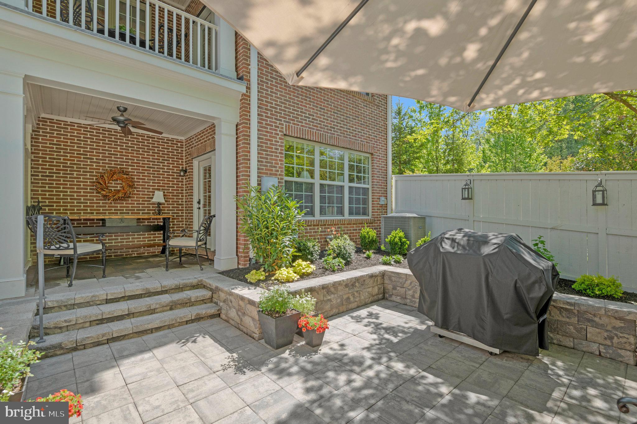 8024 TURTLE CREEK CIRCLE
