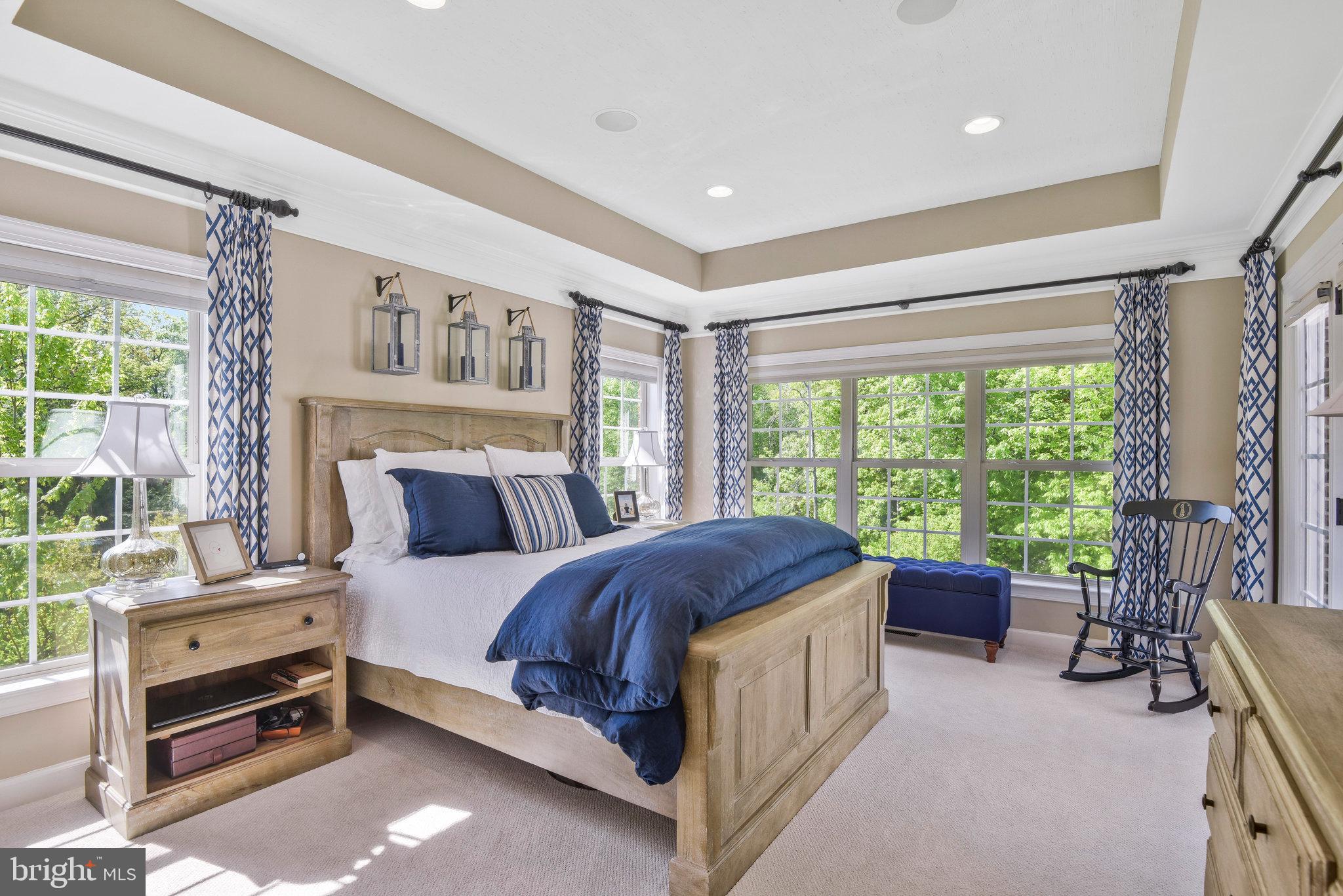 8024 TURTLE CREEK CIRCLE