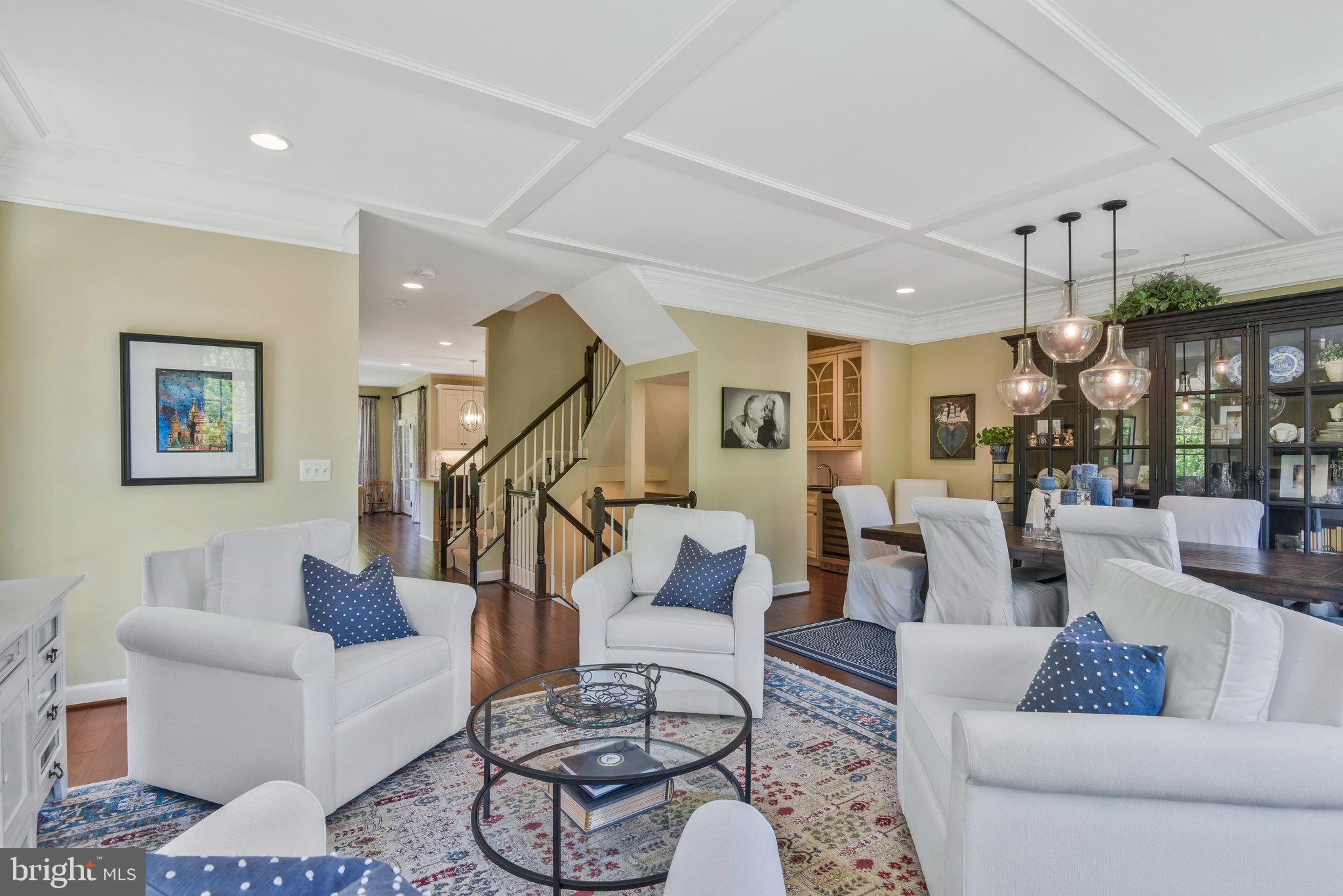8024 TURTLE CREEK CIRCLE
