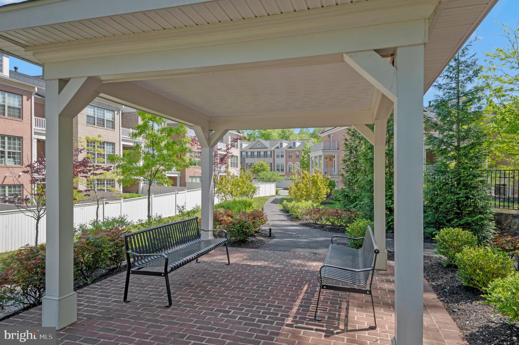 8024 TURTLE CREEK CIRCLE