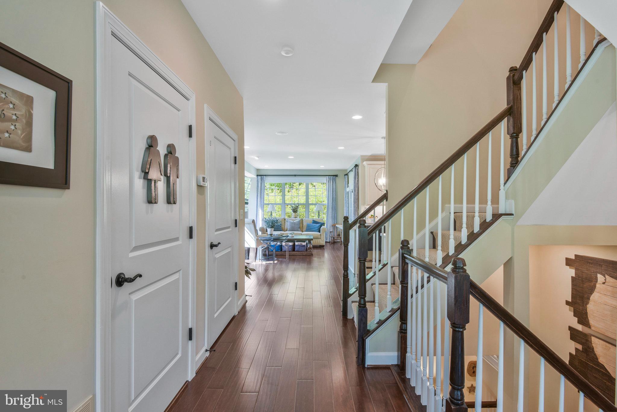 8024 TURTLE CREEK CIRCLE