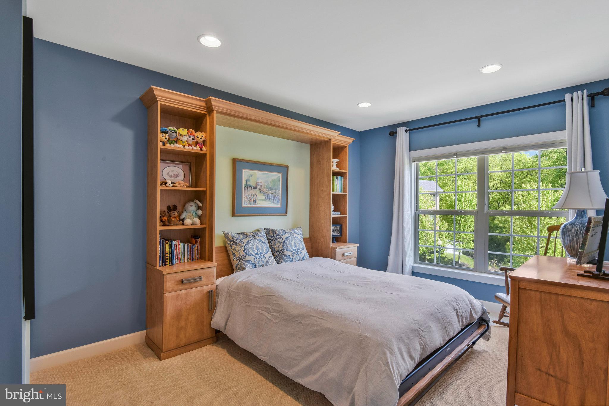 8024 TURTLE CREEK CIRCLE