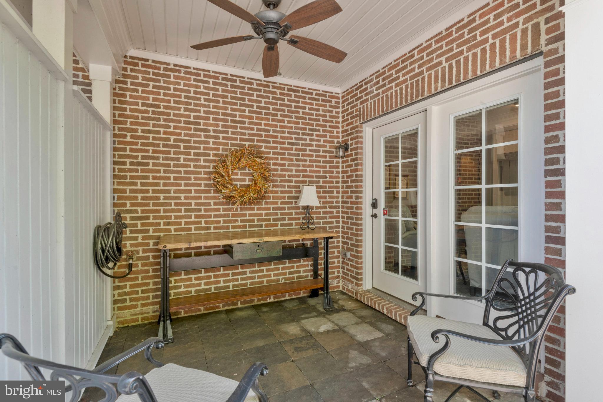 8024 TURTLE CREEK CIRCLE