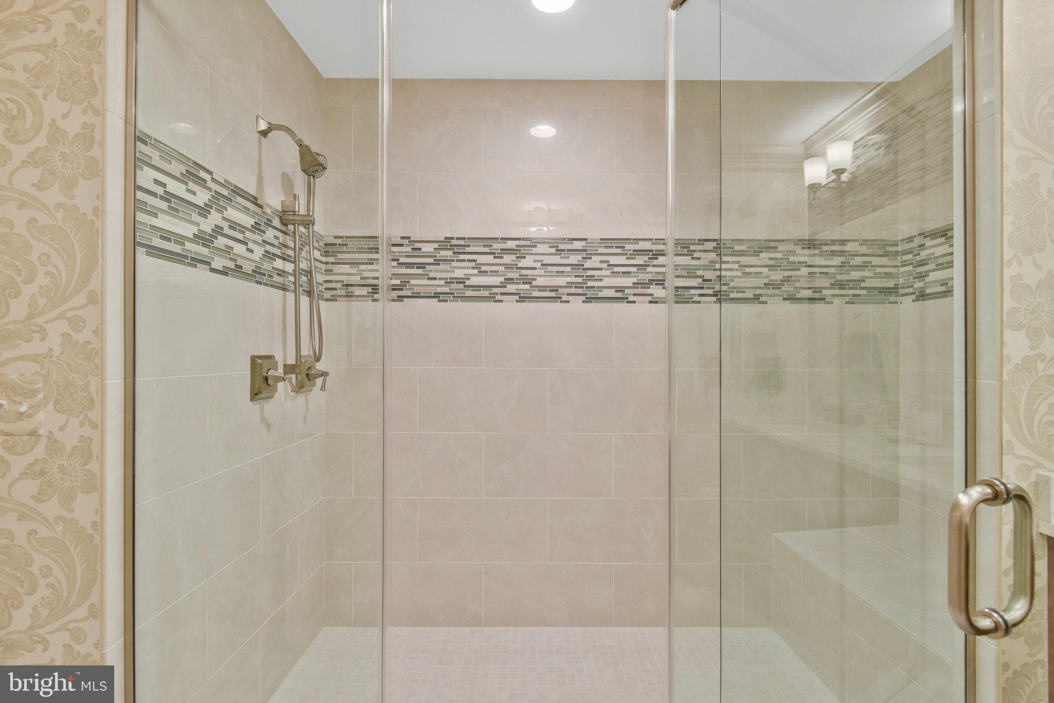 8024 TURTLE CREEK CIRCLE