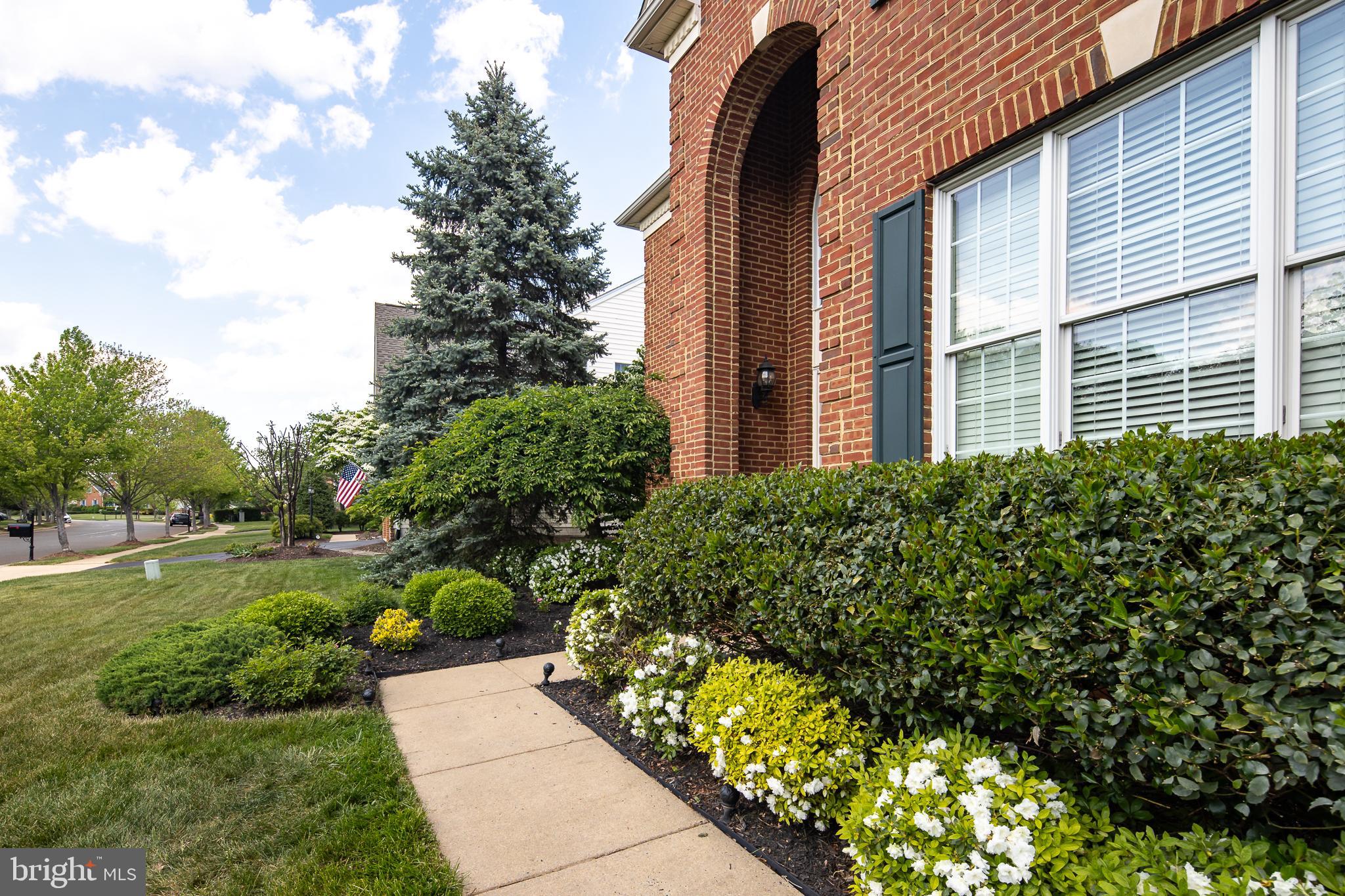 5281 JACOBS CREEK PLACE