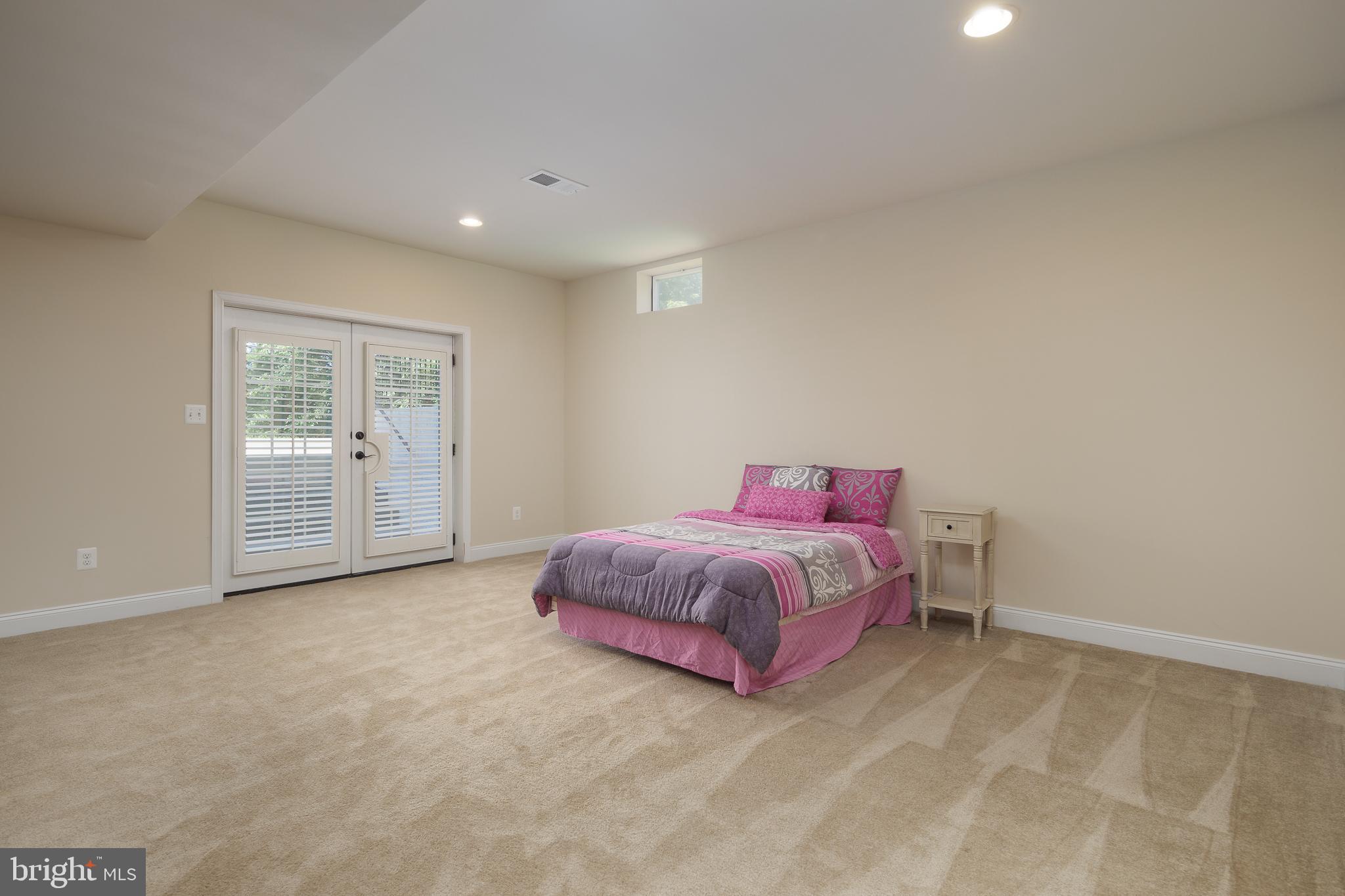 4664 GLASS MOUNTAIN WAY