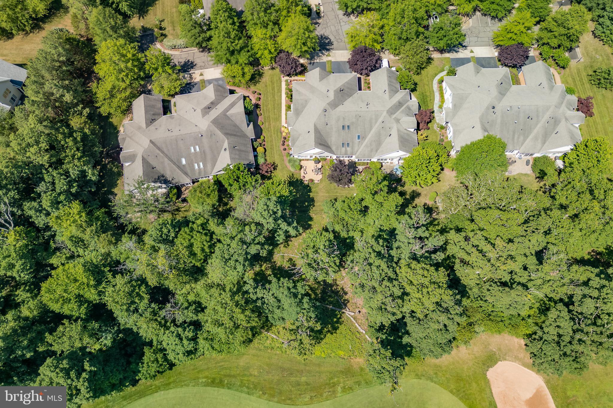 5213 ARMOUR COURT