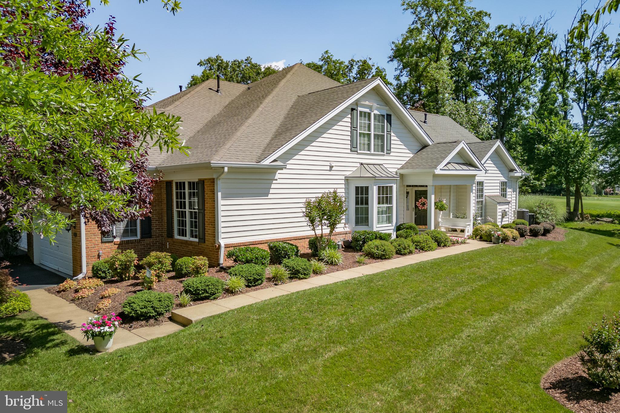 5213 ARMOUR COURT