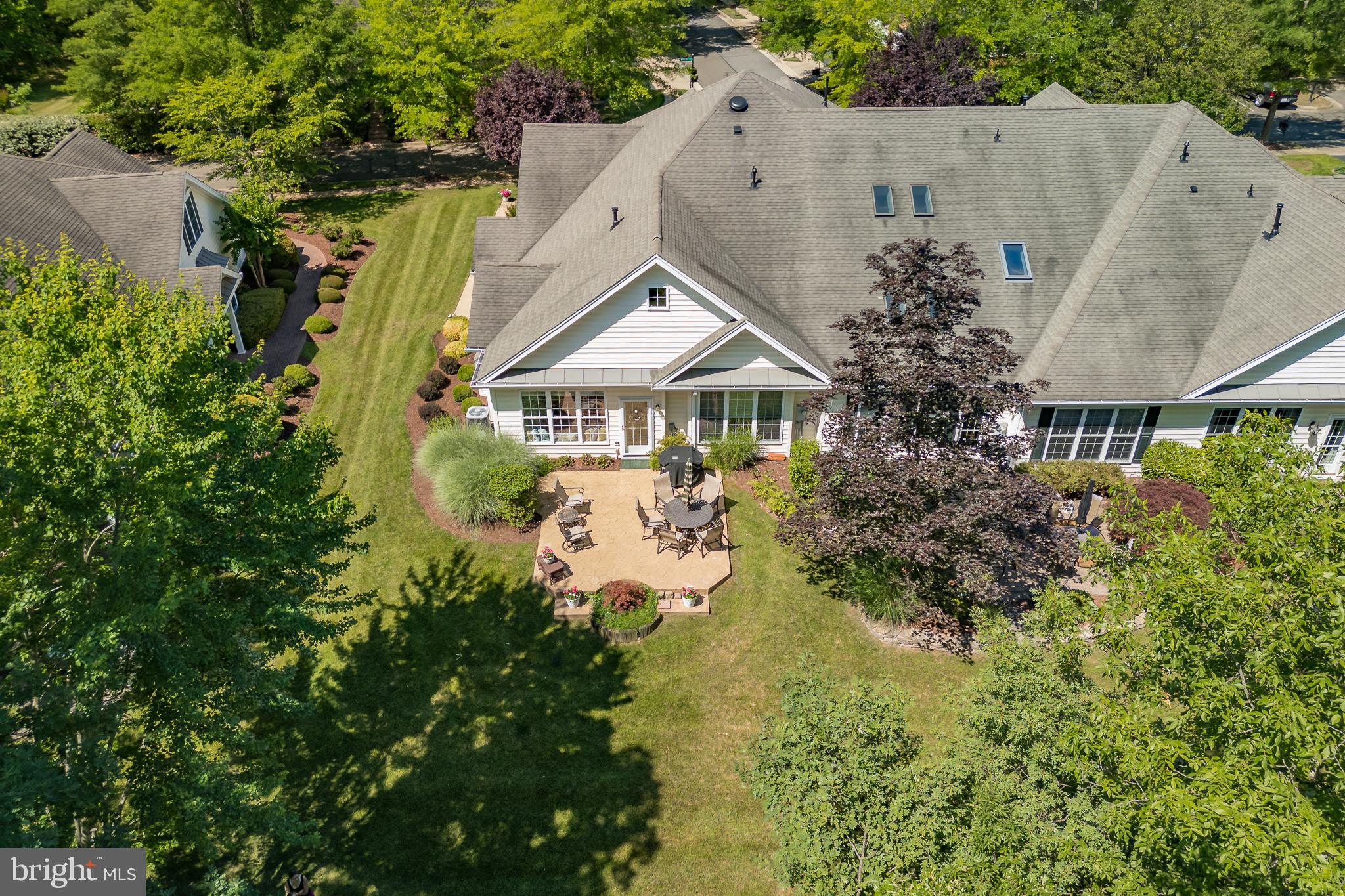 5213 ARMOUR COURT