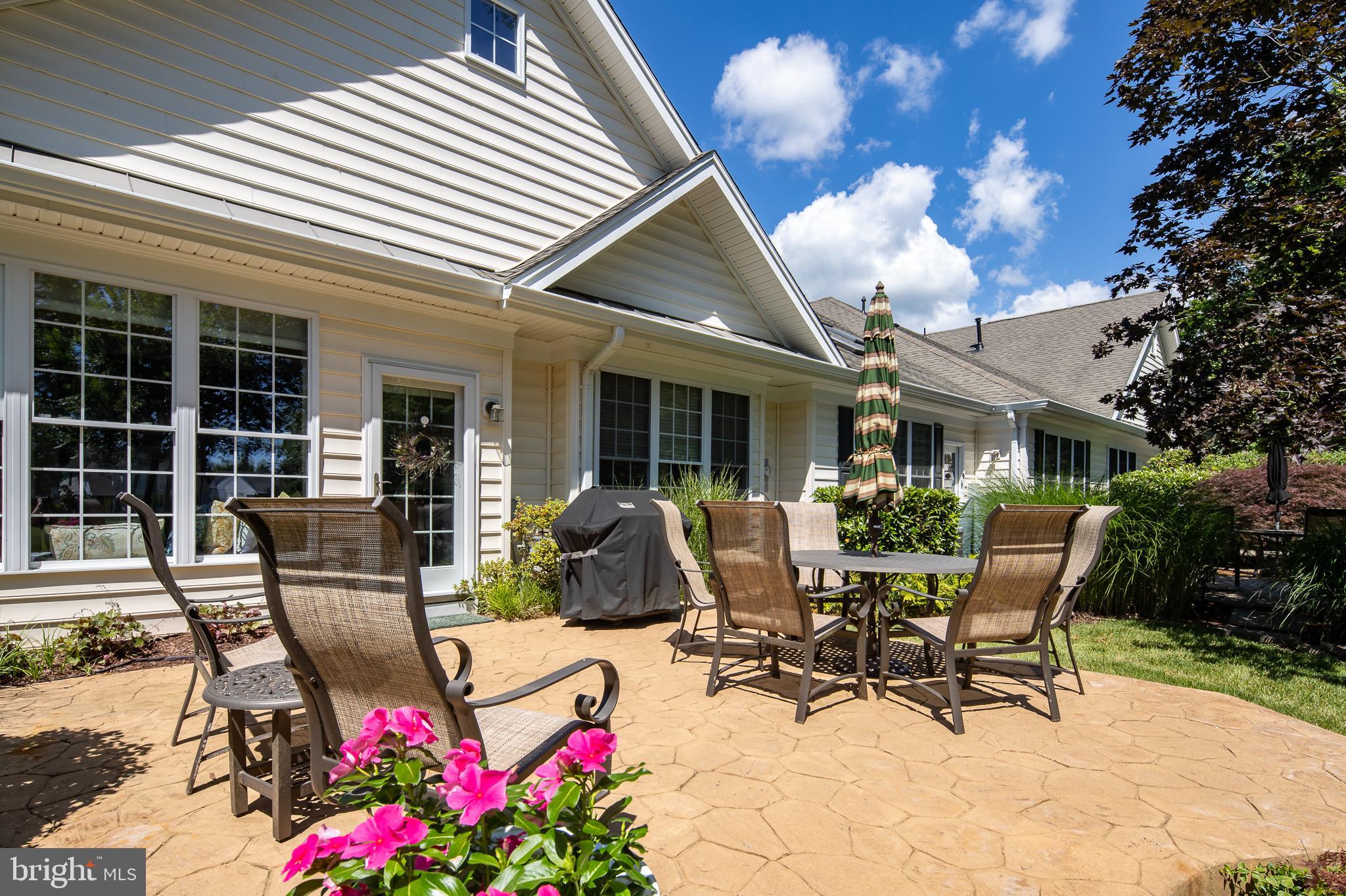 5213 ARMOUR COURT