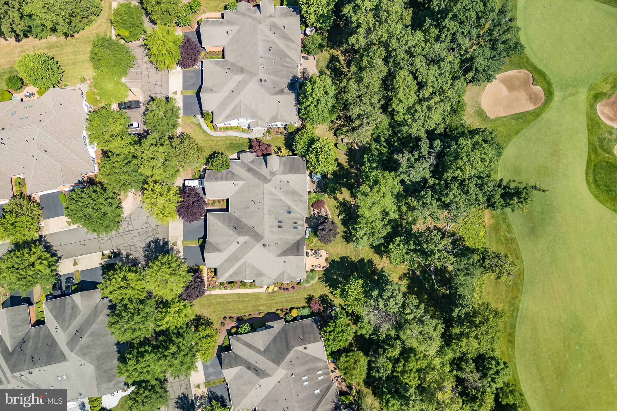 5213 ARMOUR COURT