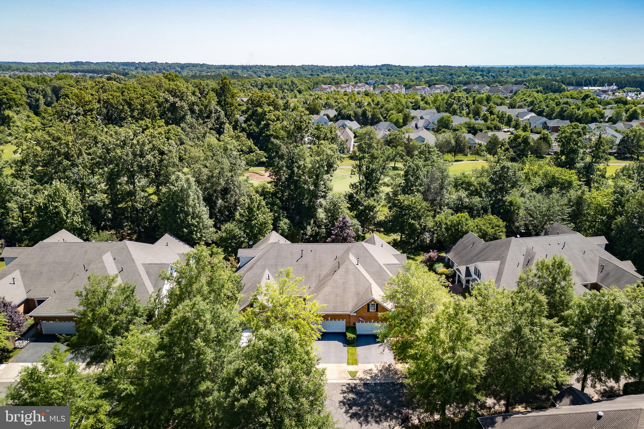 5213 ARMOUR COURT
