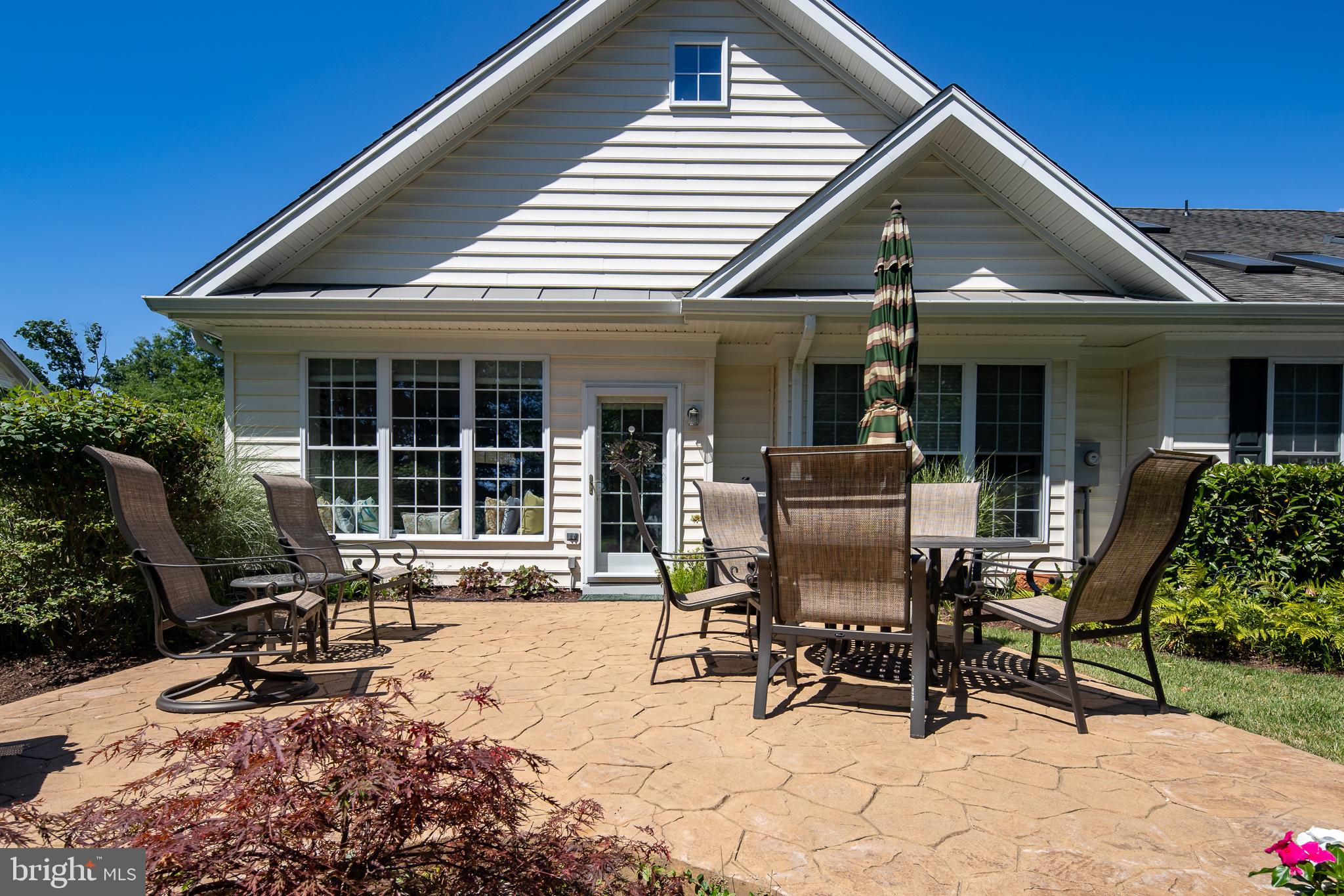 5213 ARMOUR COURT