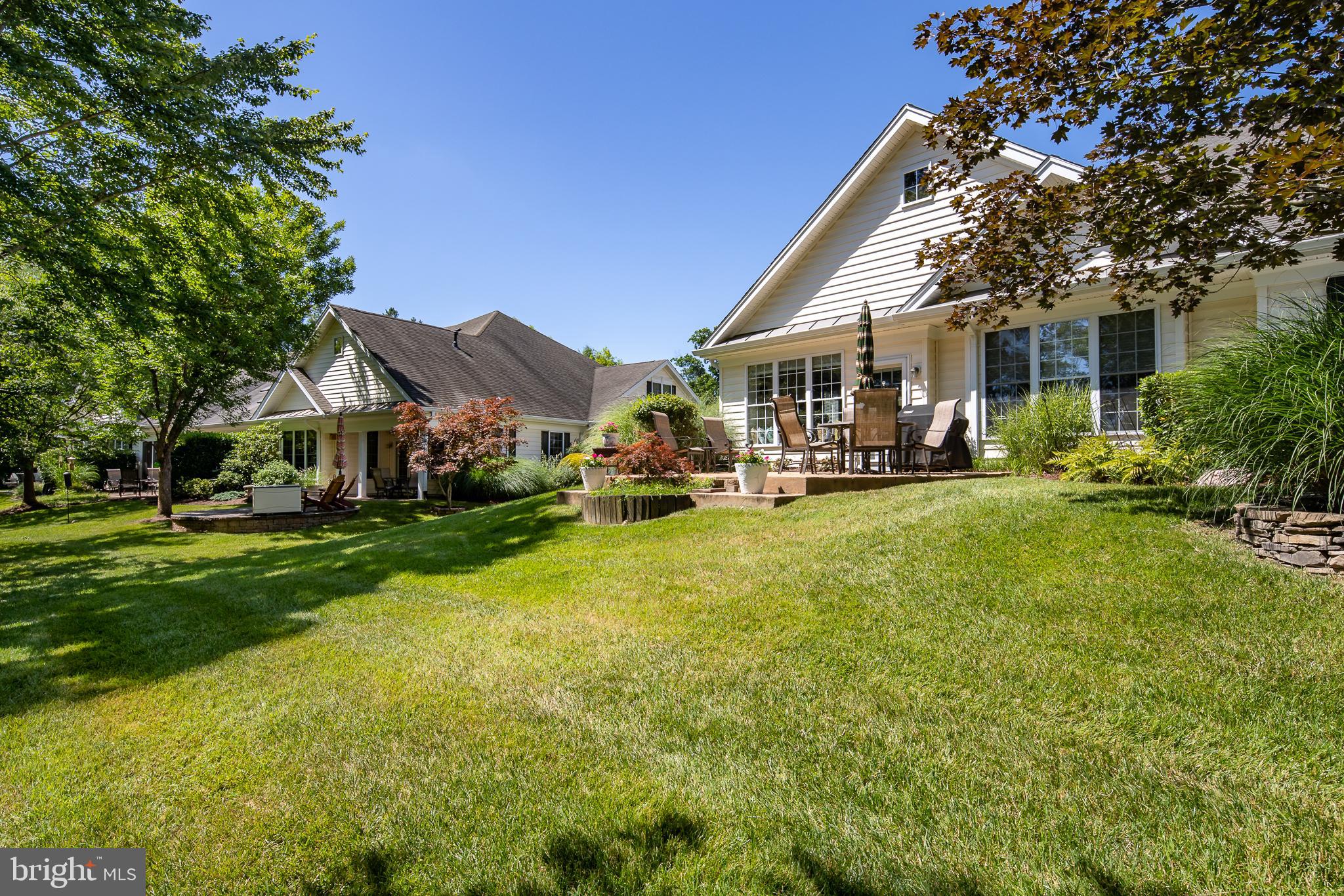 5213 ARMOUR COURT