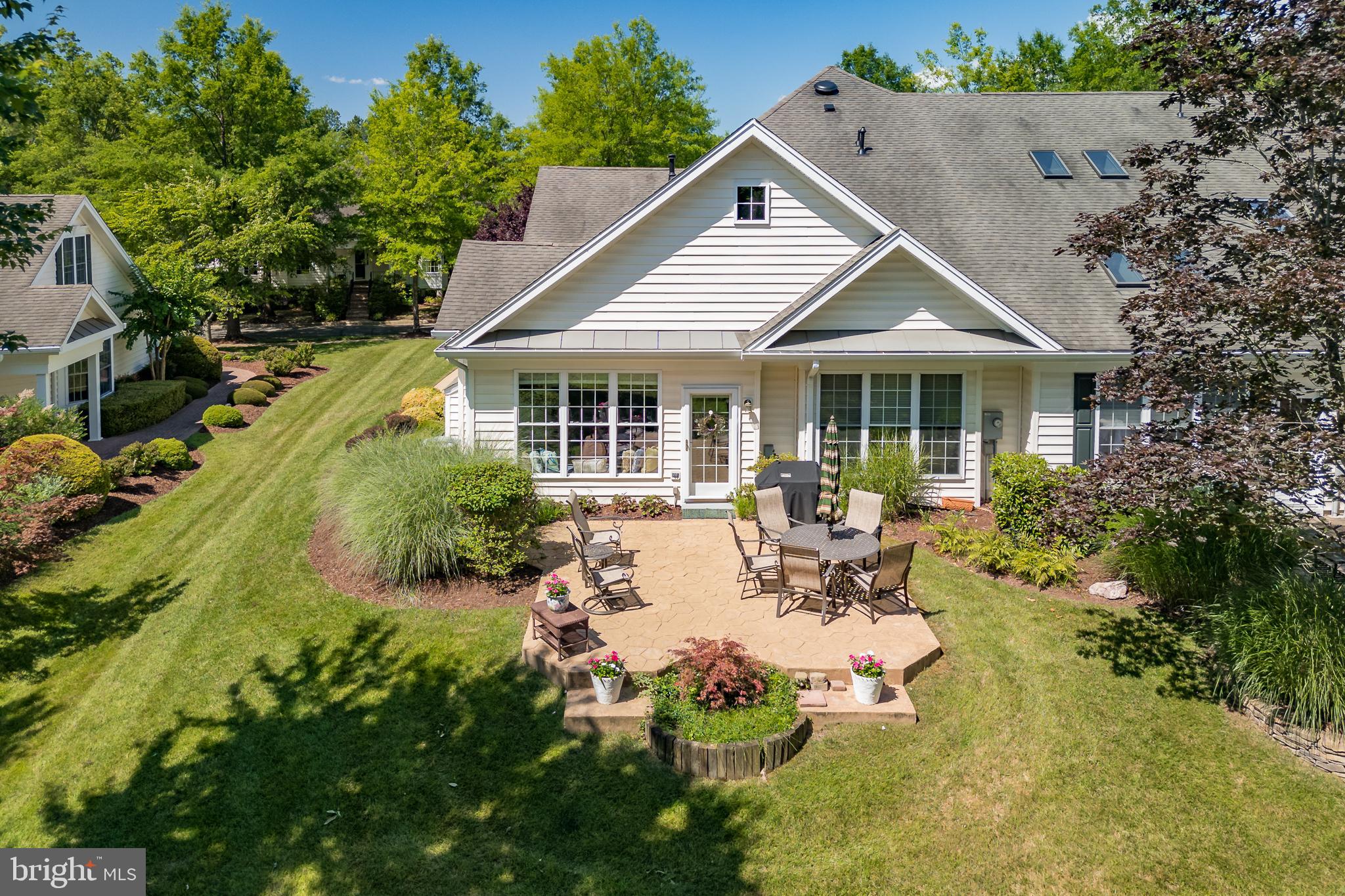5213 ARMOUR COURT