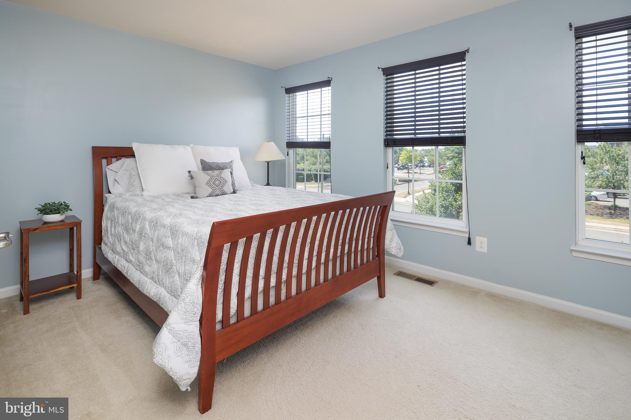 15393 ROSEMONT MANOR DRIVE